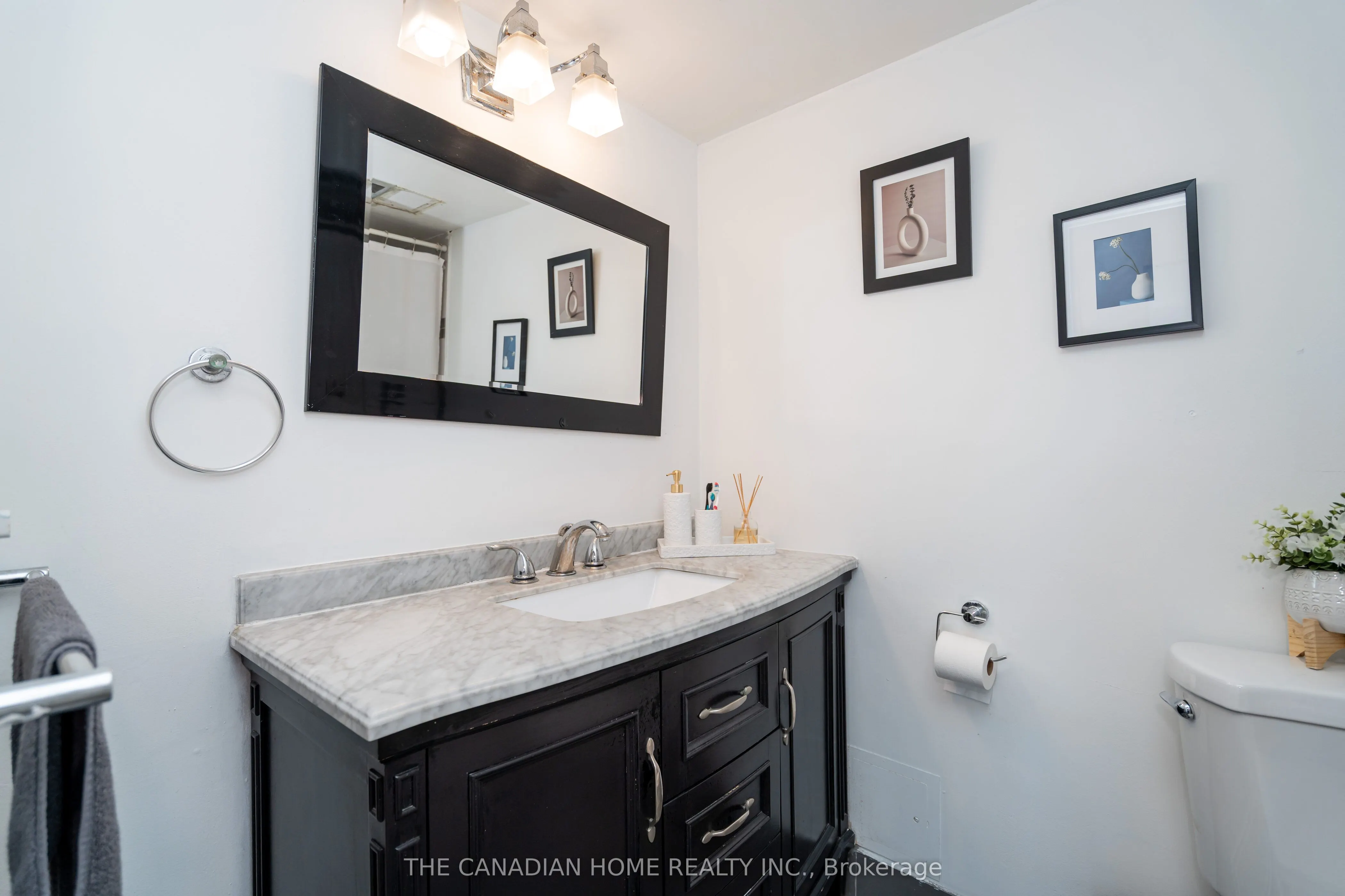 3695 Kaneff Crescent, #607