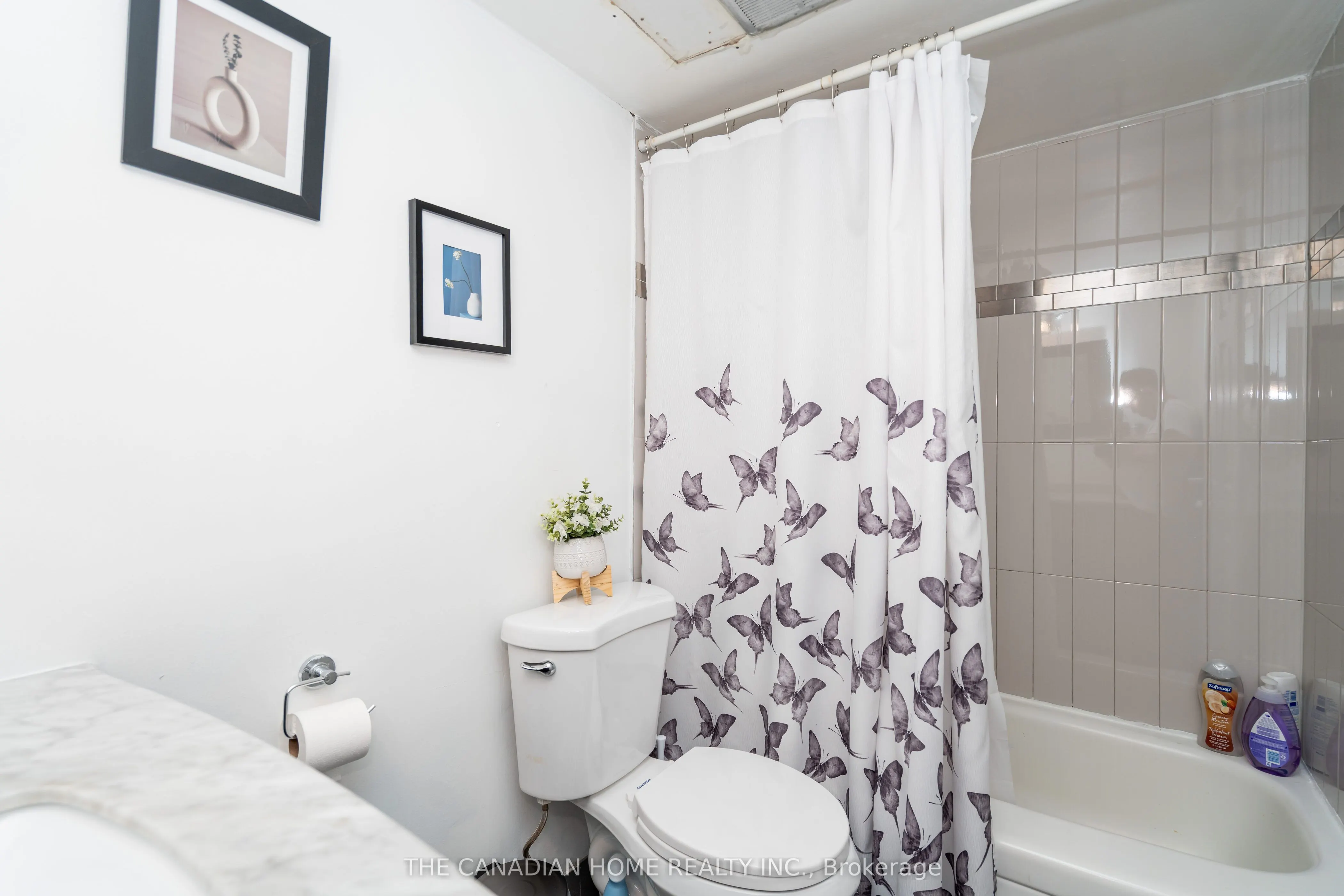 3695 Kaneff Crescent, #607