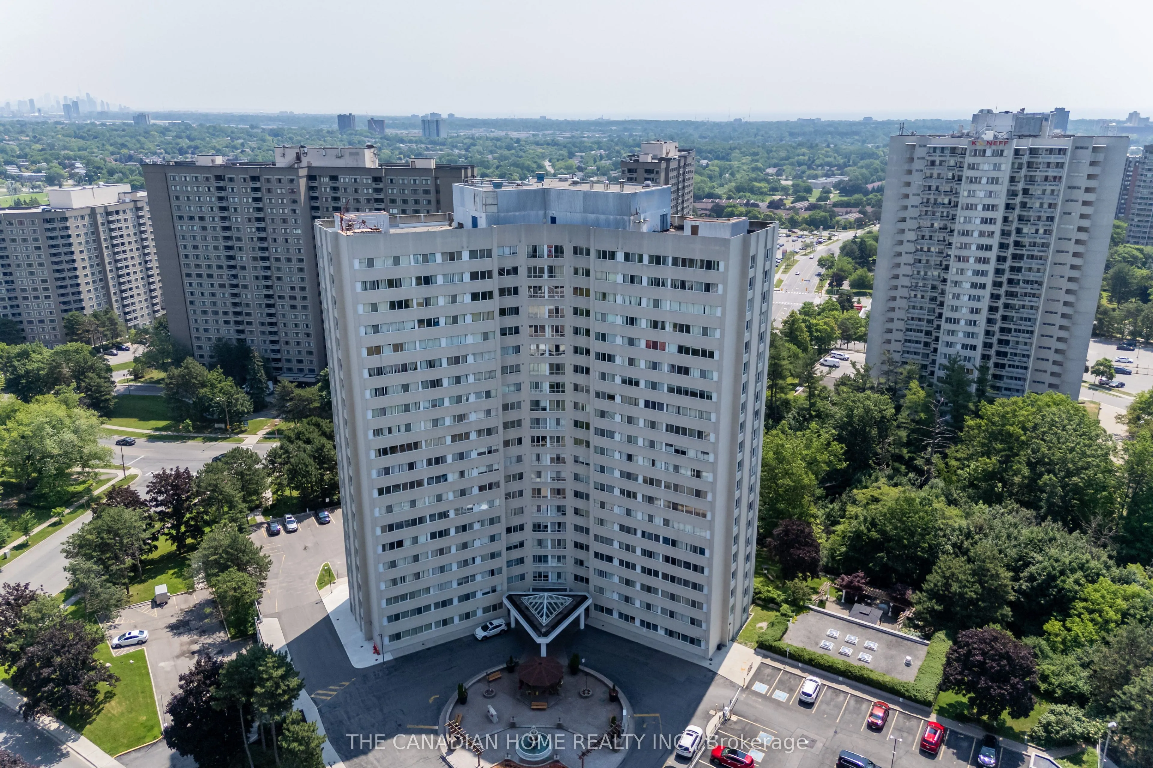 3695 Kaneff Crescent, #607
