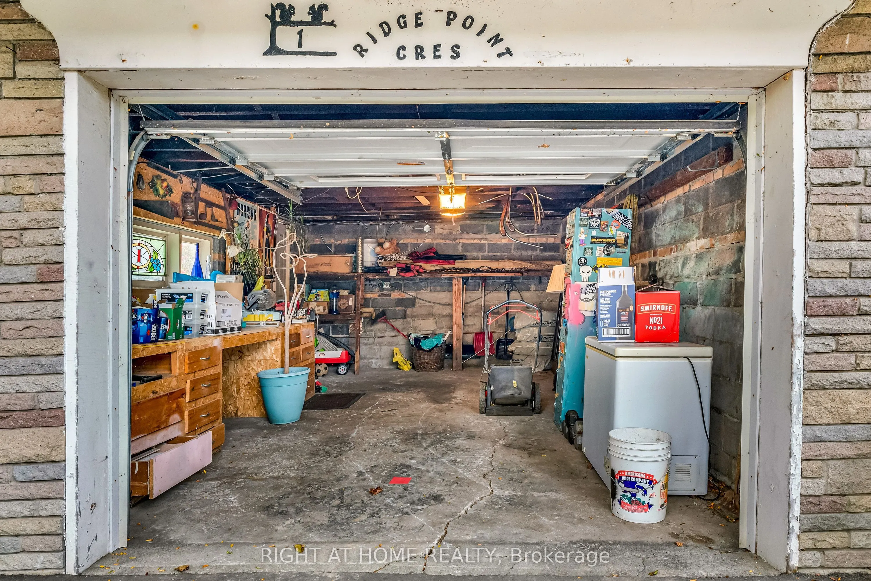 1 Ridge Point Crescent
