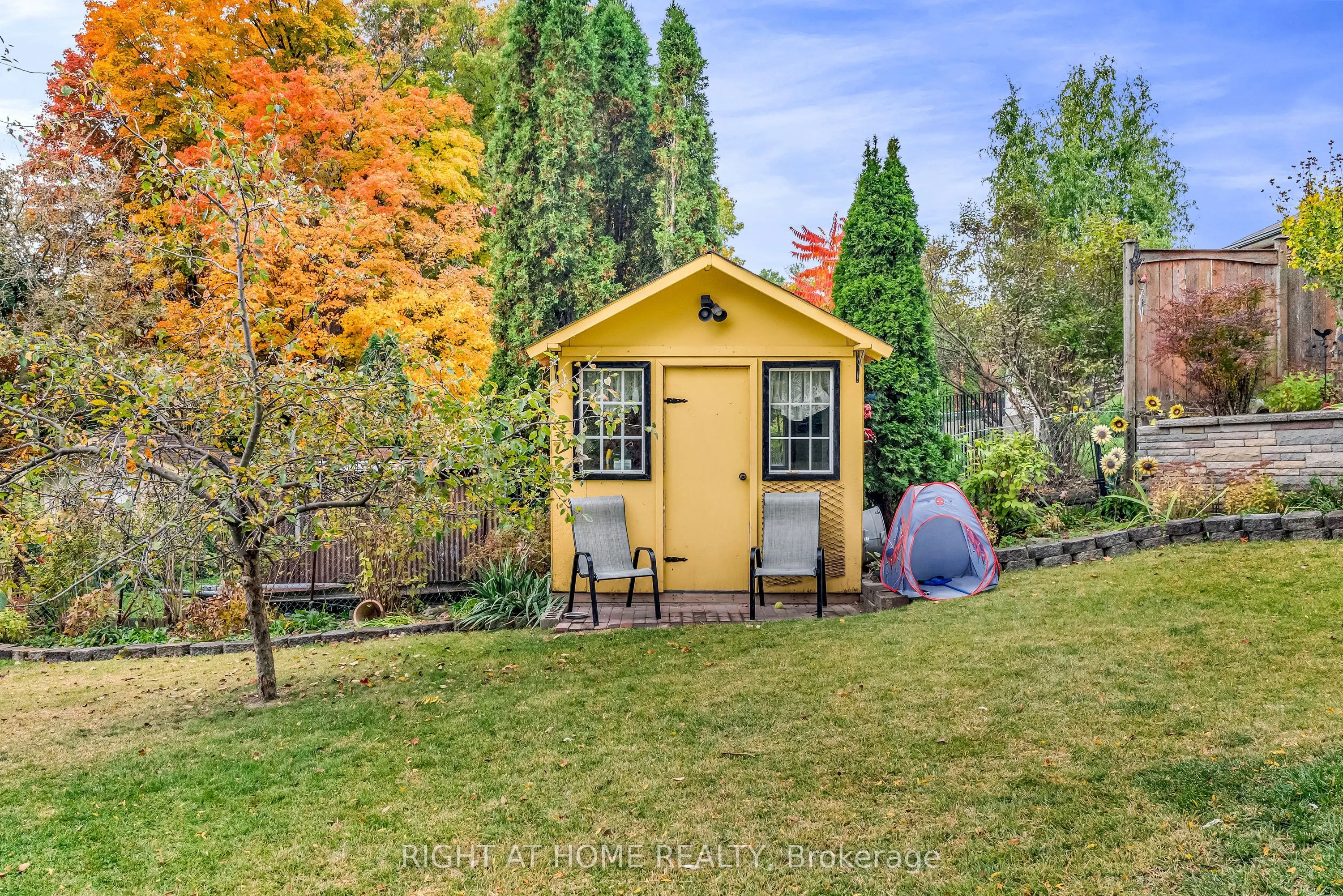 1 Ridge Point Crescent