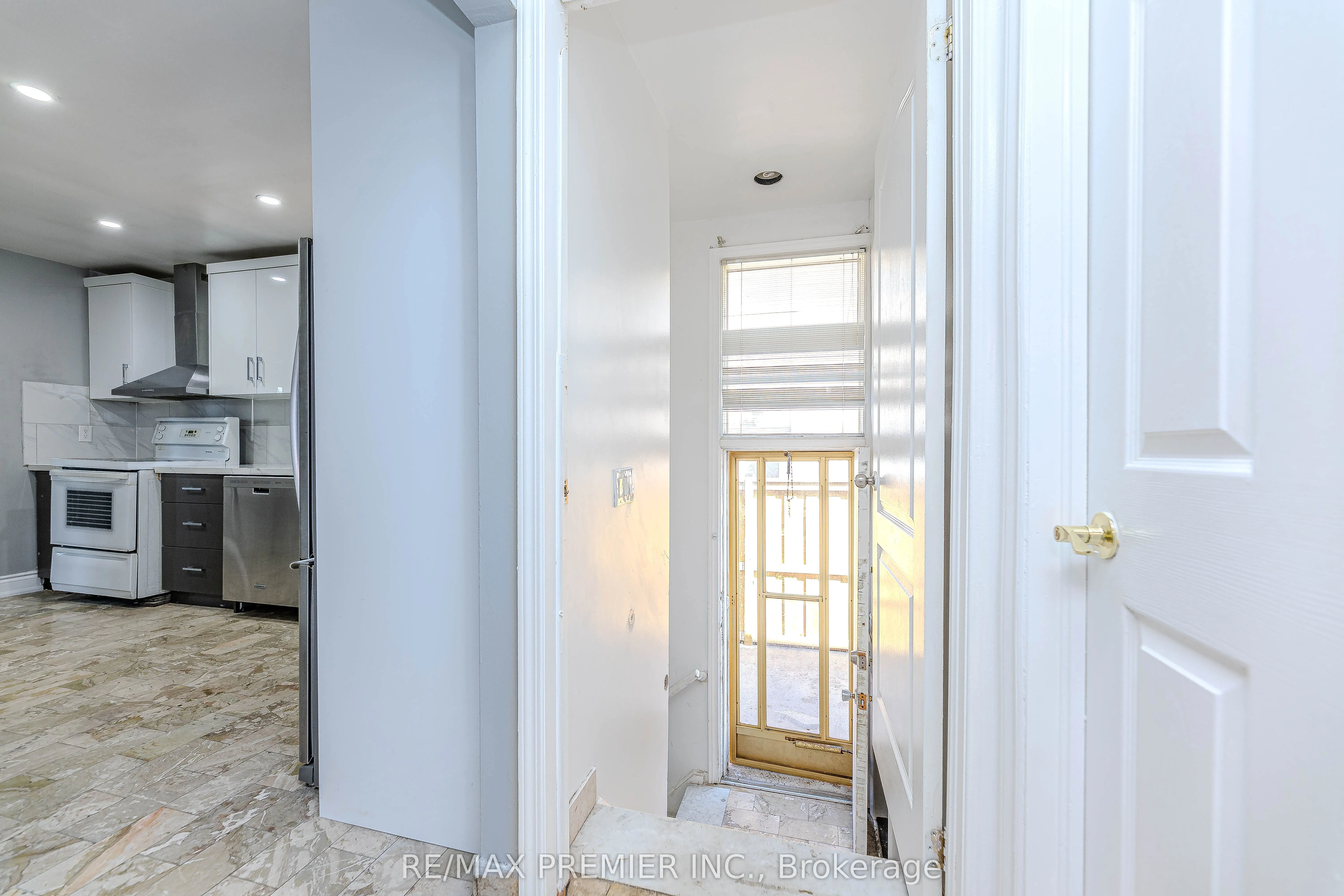 65 Elnathan Crescent