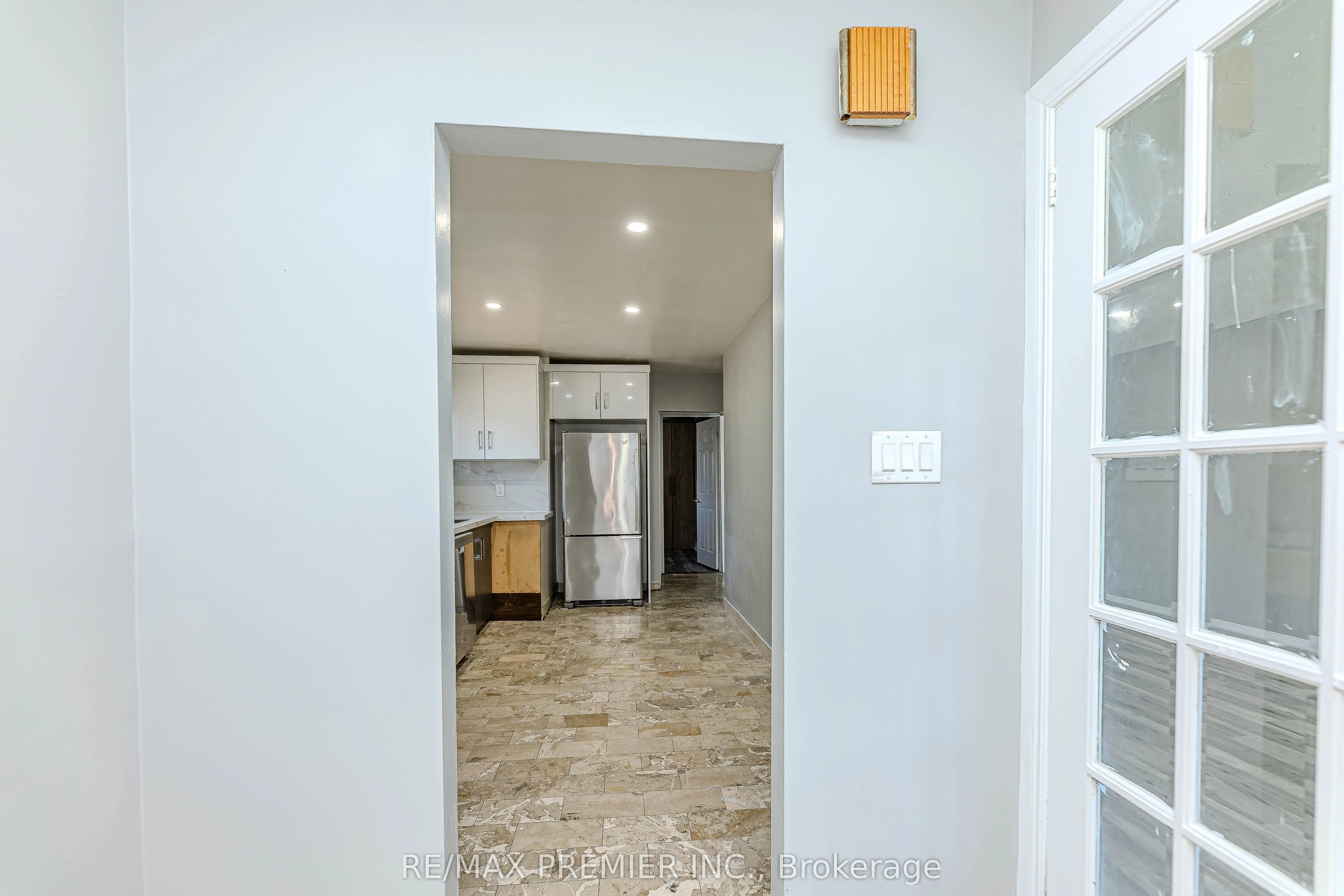 65 Elnathan Crescent