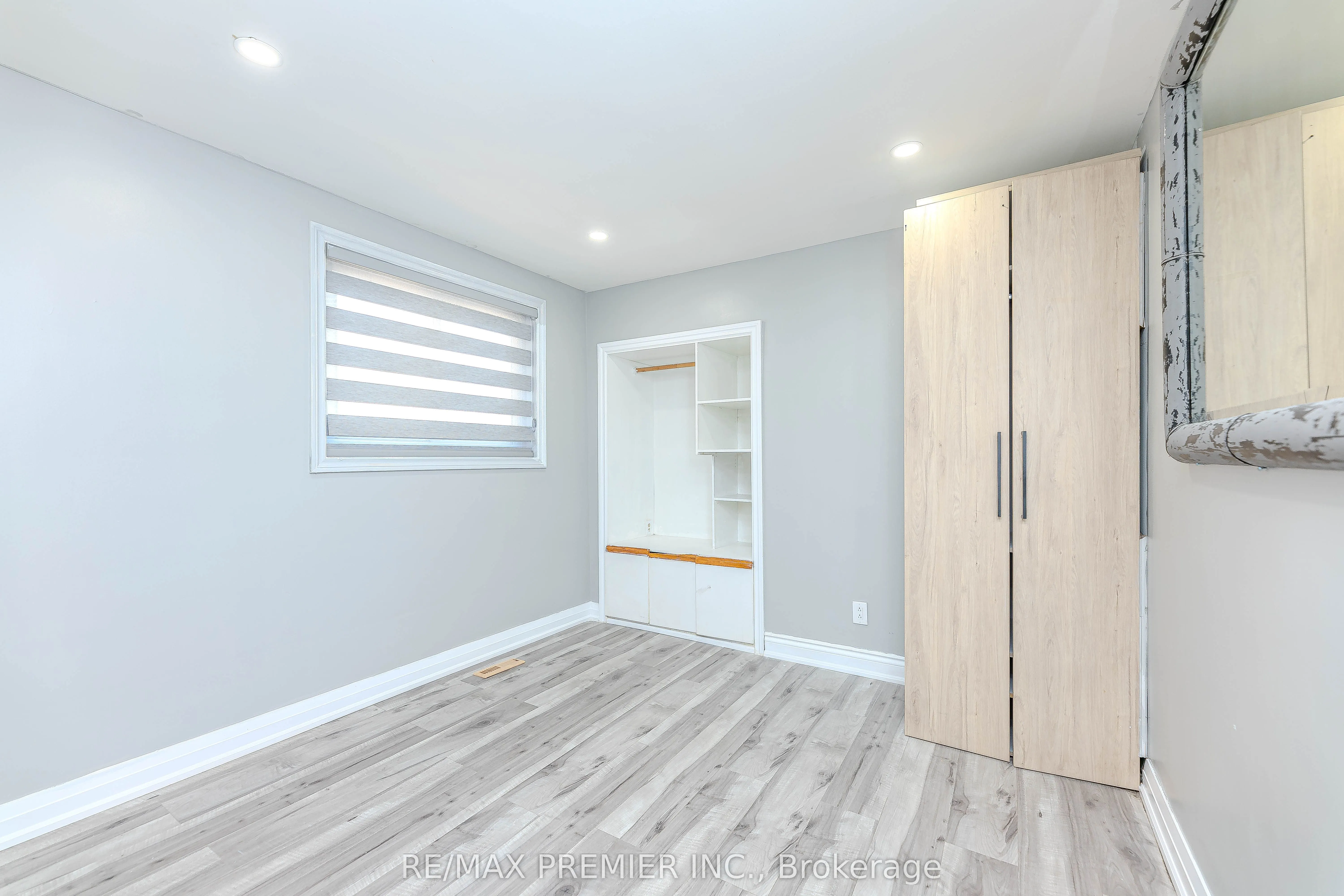 65 Elnathan Crescent