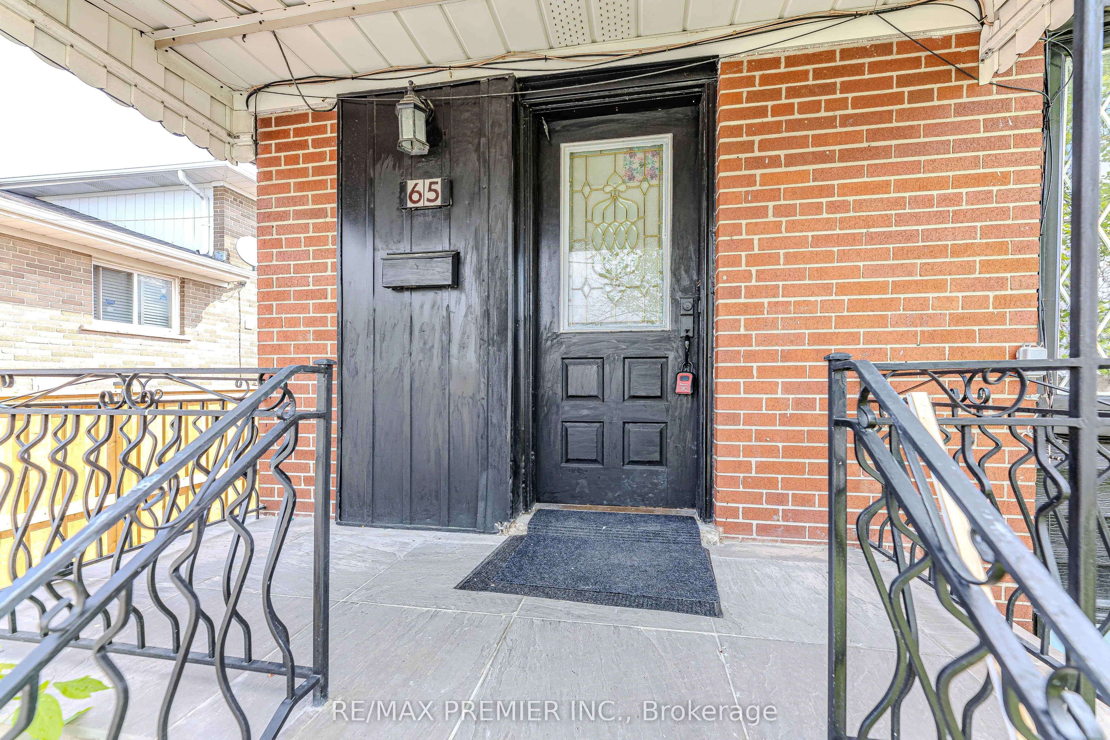 65 Elnathan Crescent