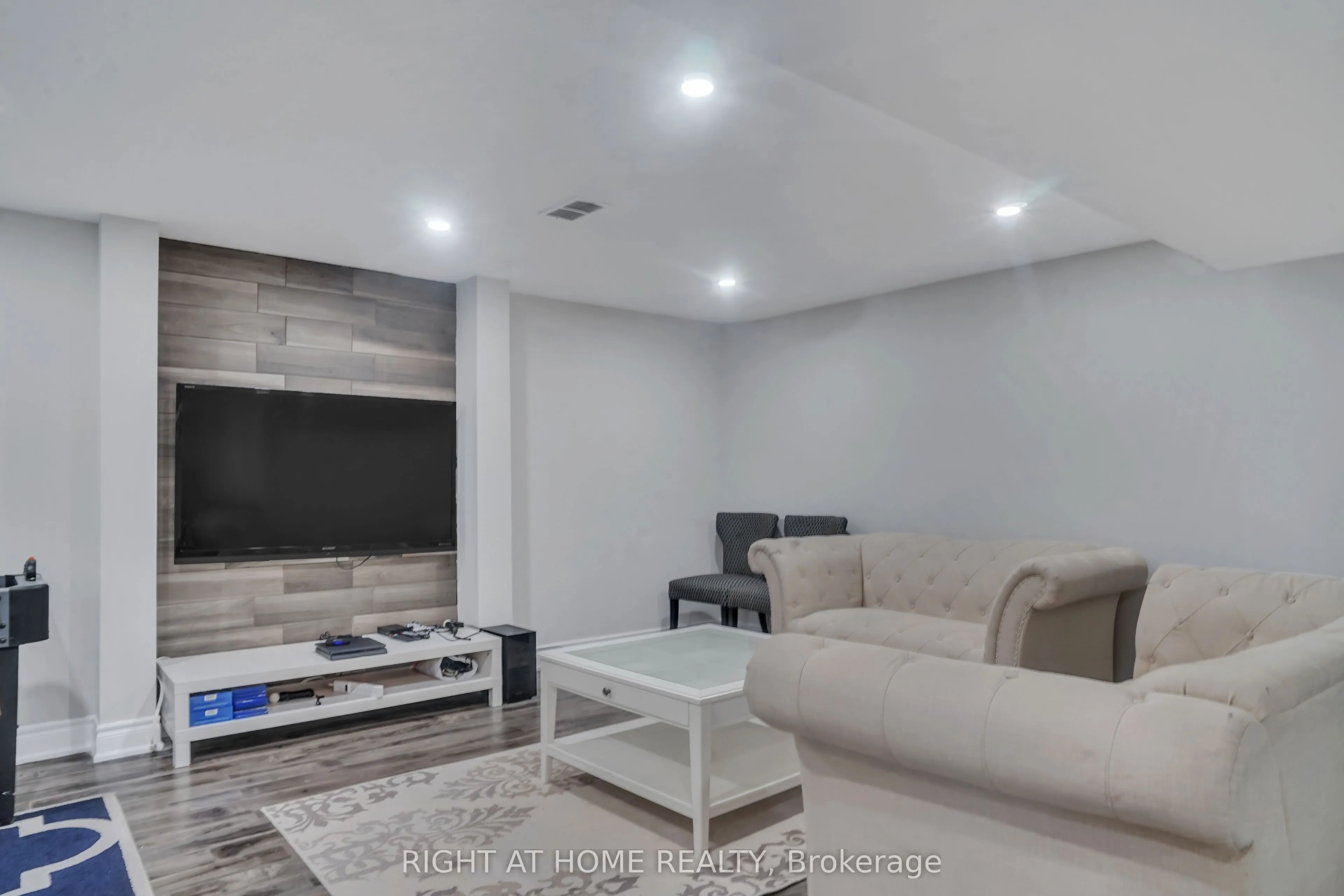39 Walbrook Road