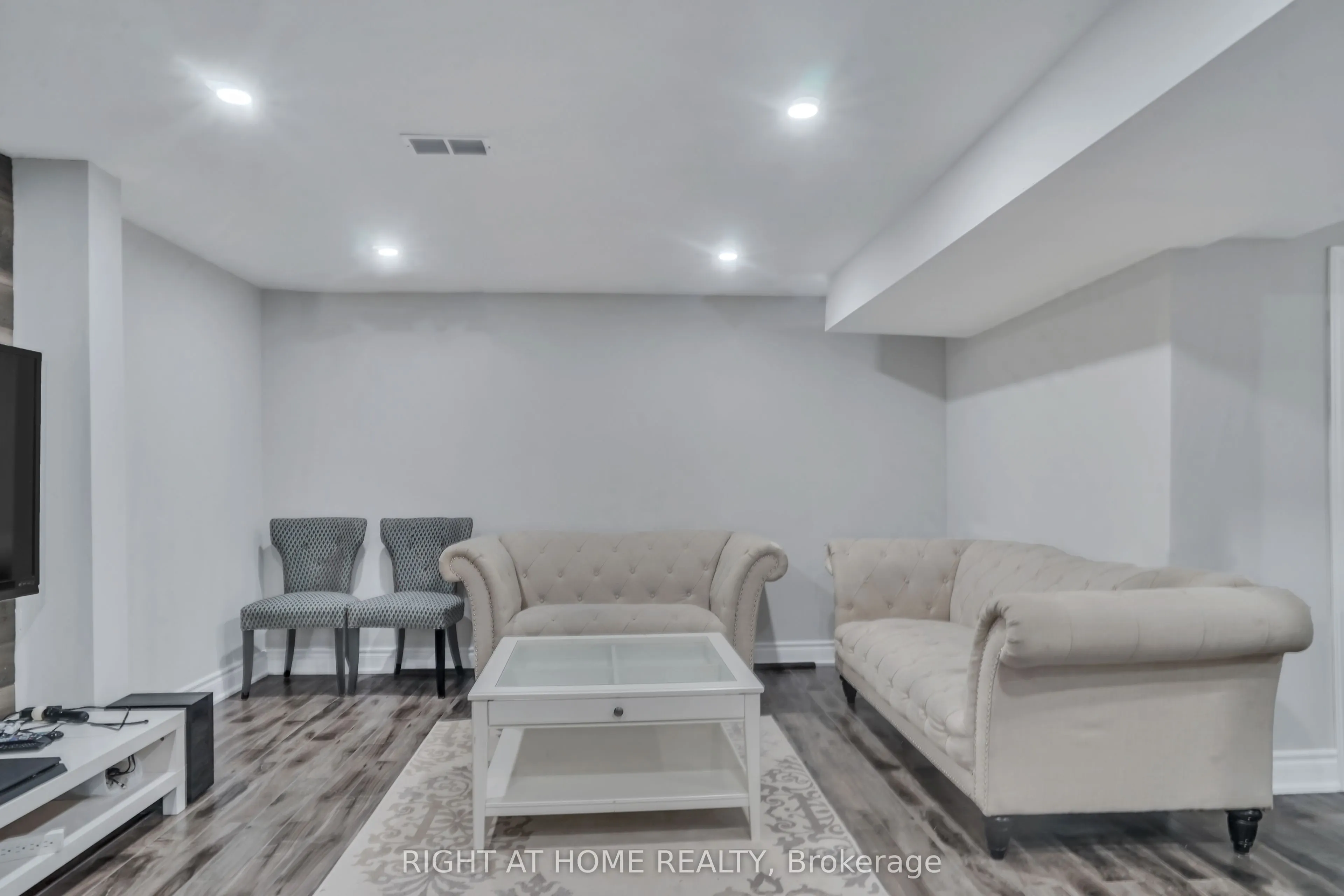 39 Walbrook Road
