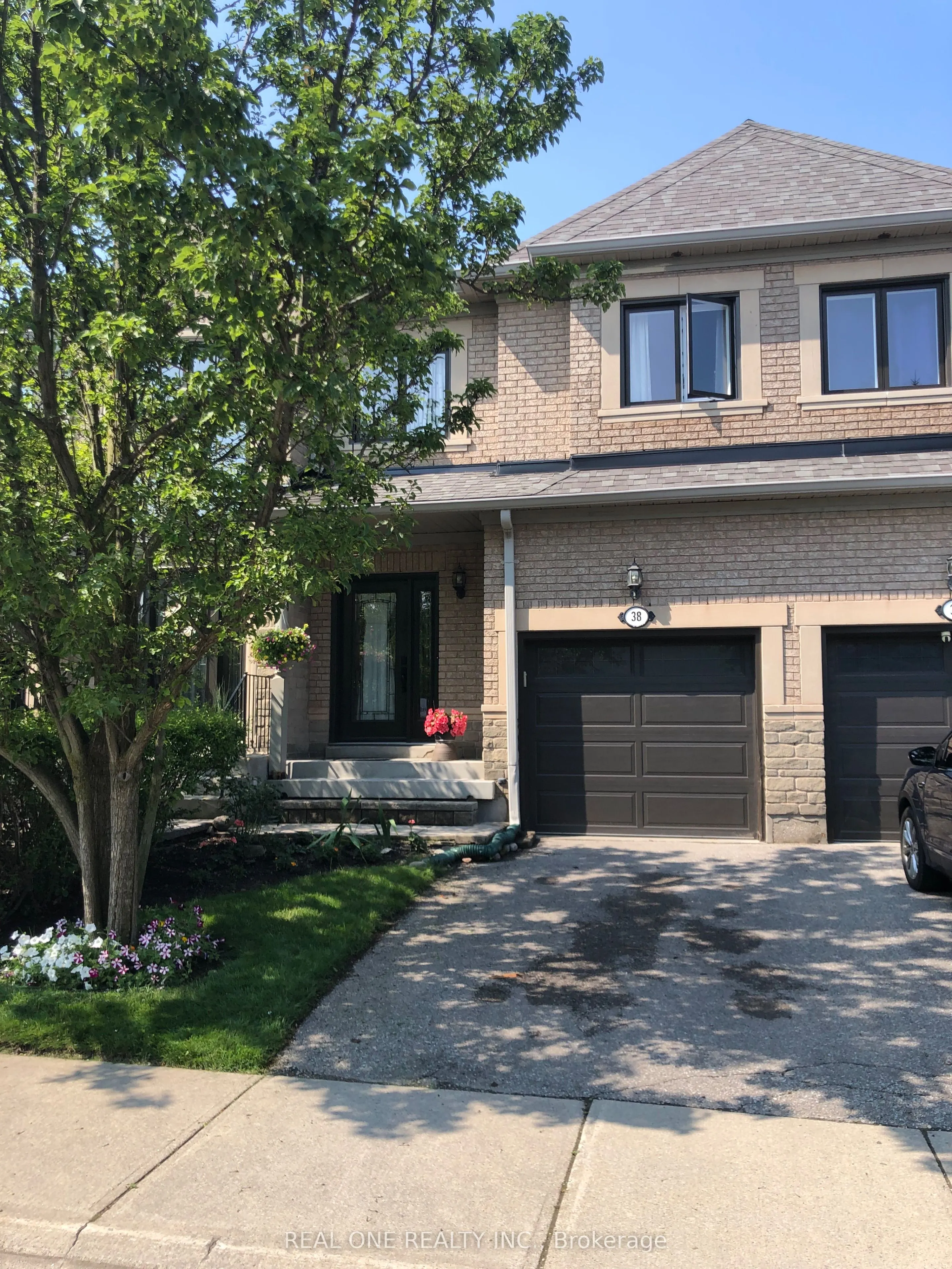 2250 Rockingham Drive, #38