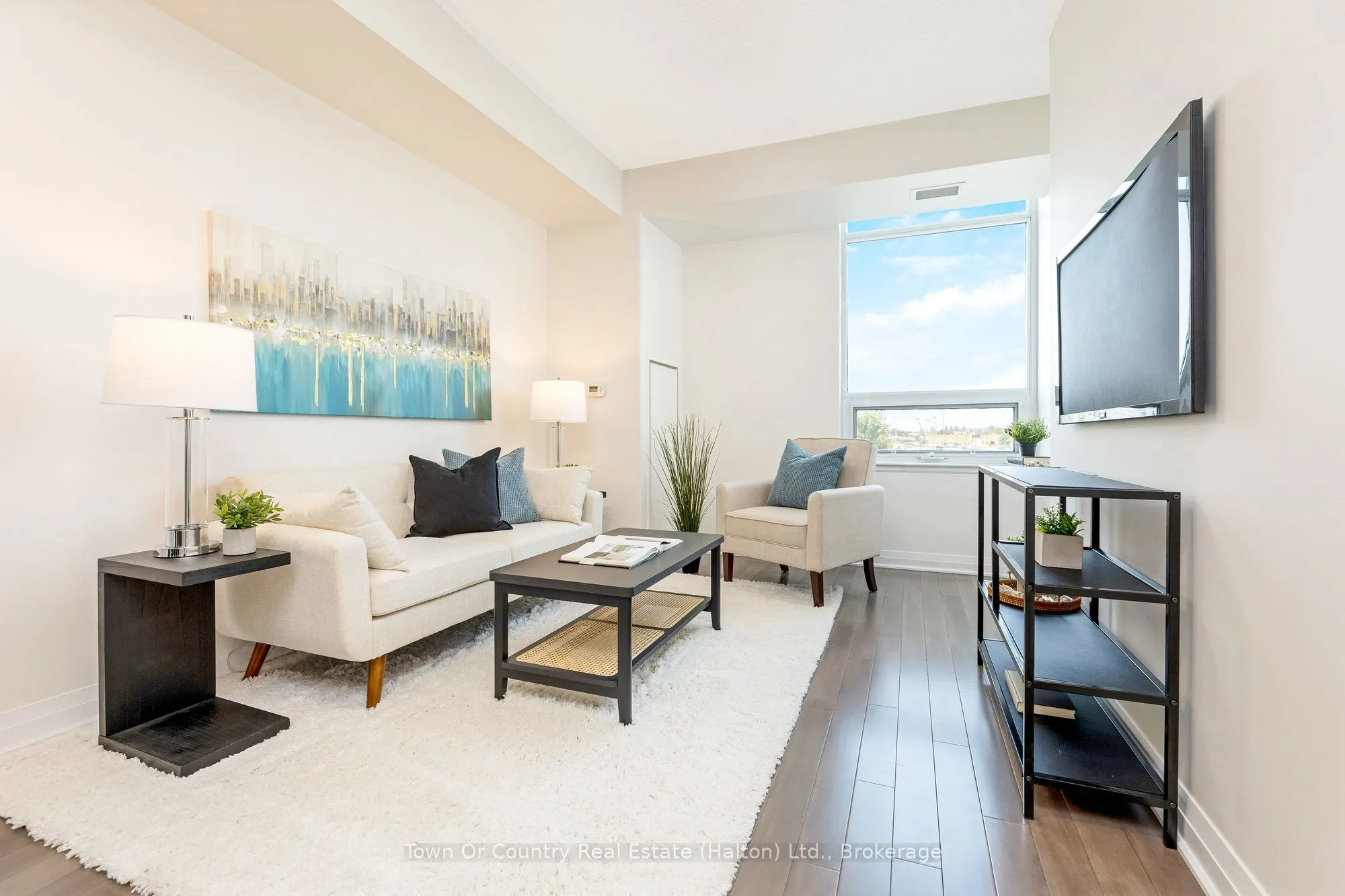 1055 Southdown Road, #402