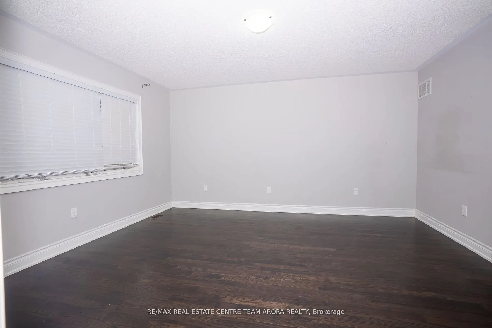 3 Brushwood Drive