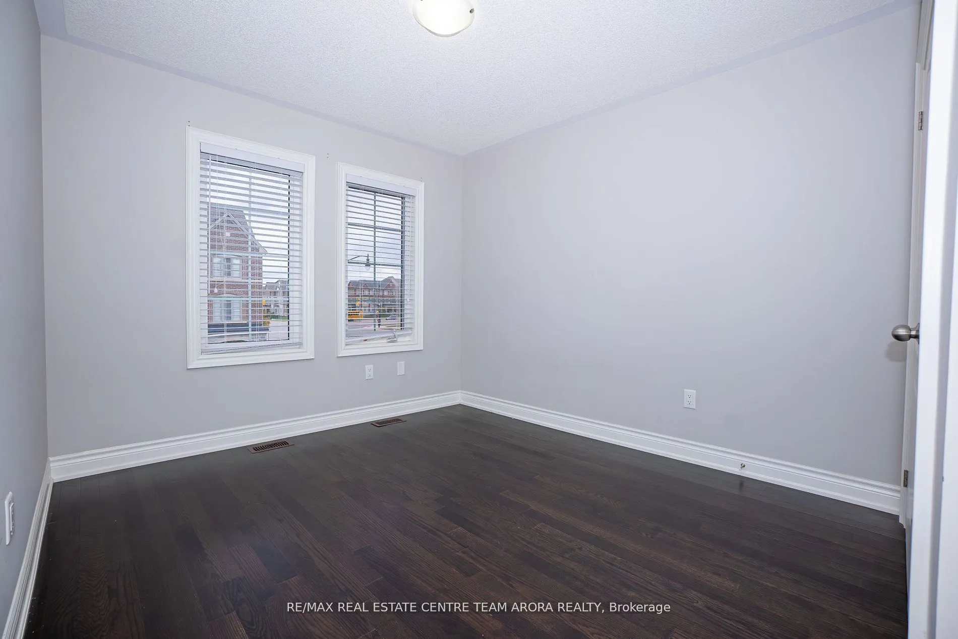 3 Brushwood Drive