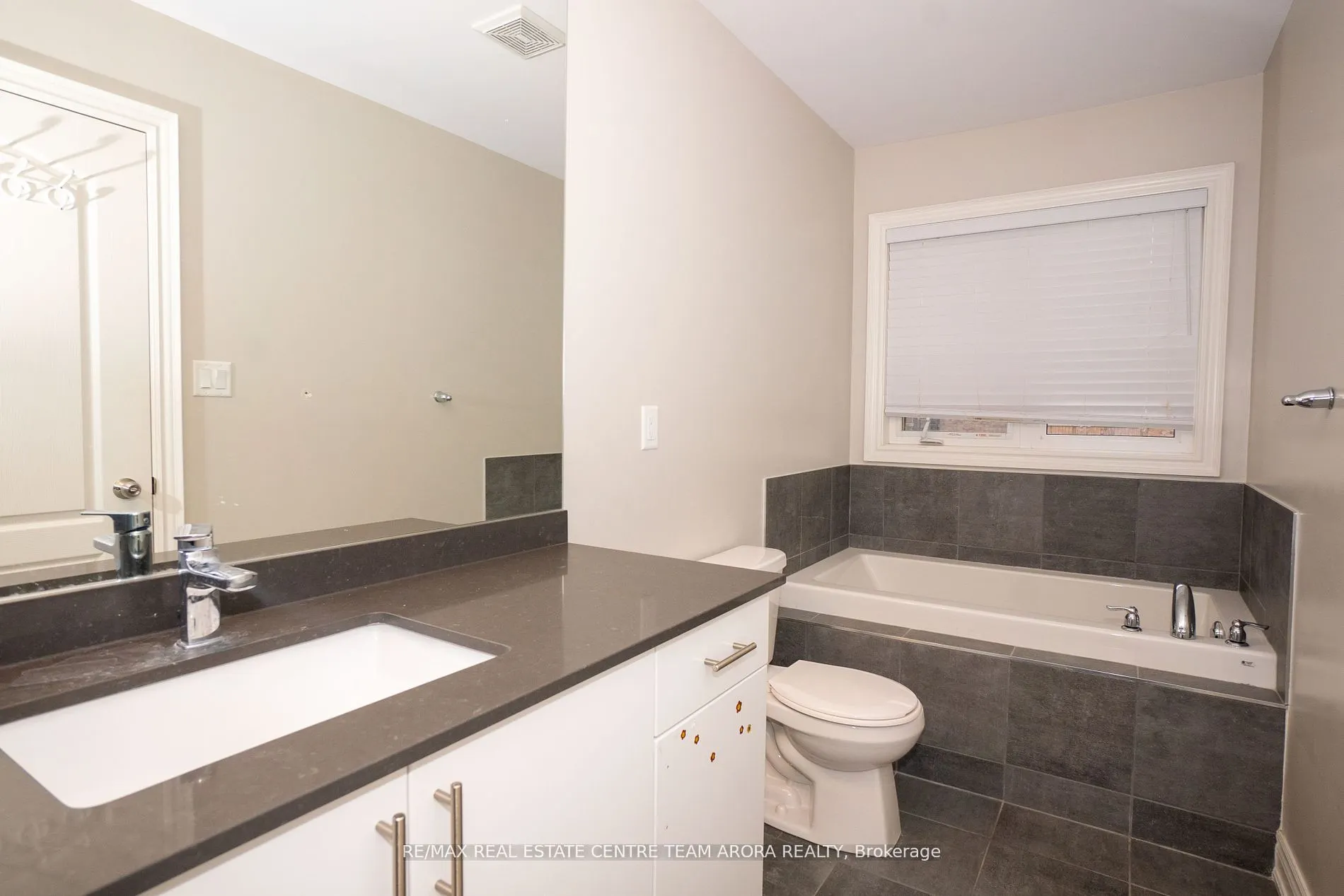 3 Brushwood Drive