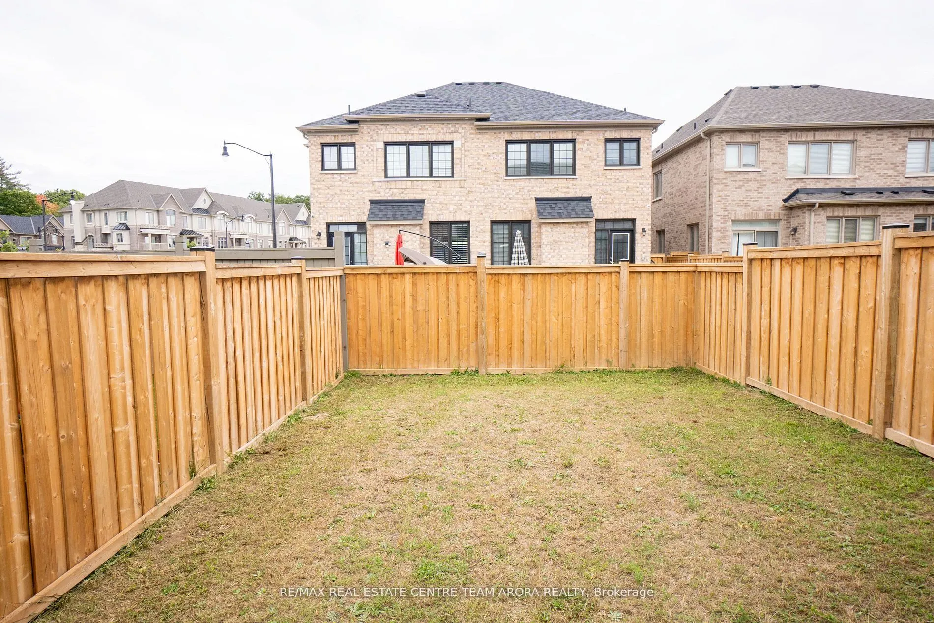 3 Brushwood Drive