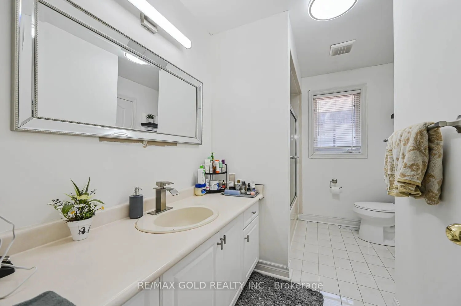 59 Deerglen Drive