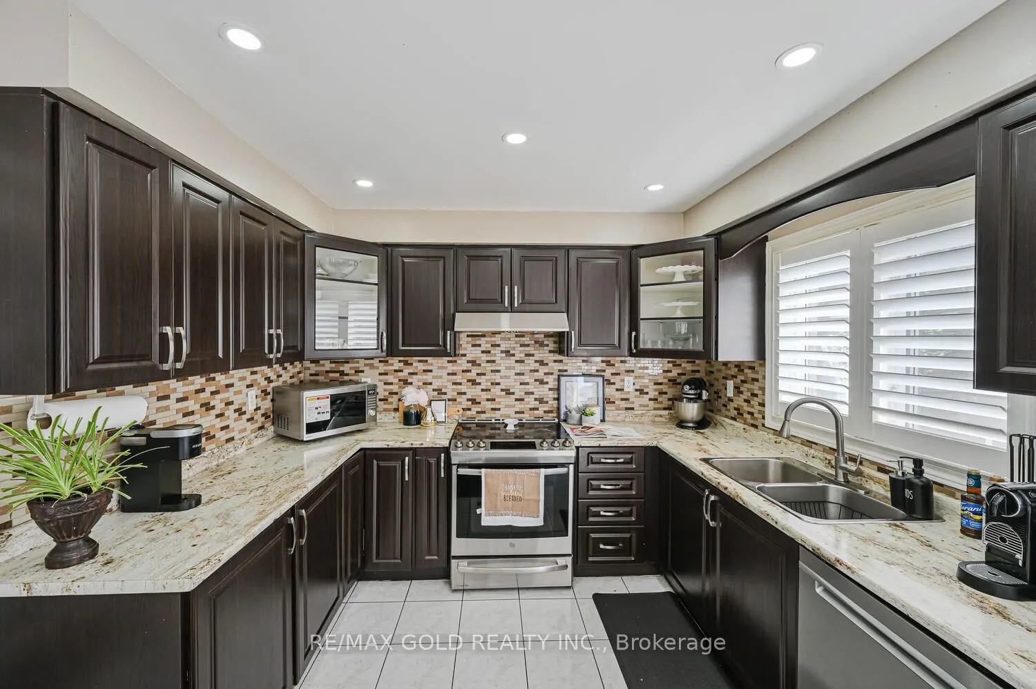 59 Deerglen Drive