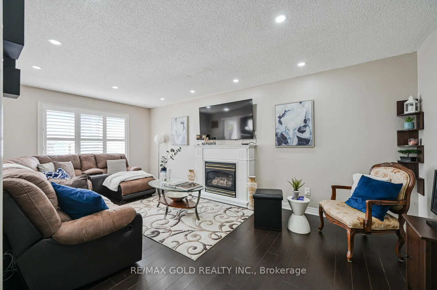 59 Deerglen Drive