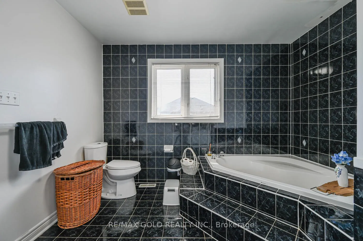 59 Deerglen Drive
