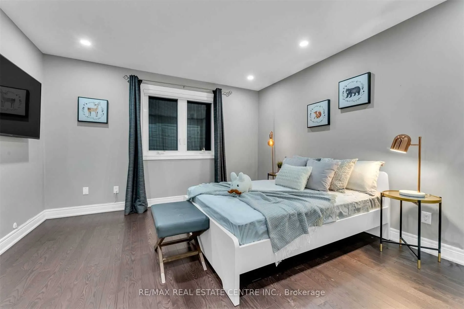 11135 Menzies Court