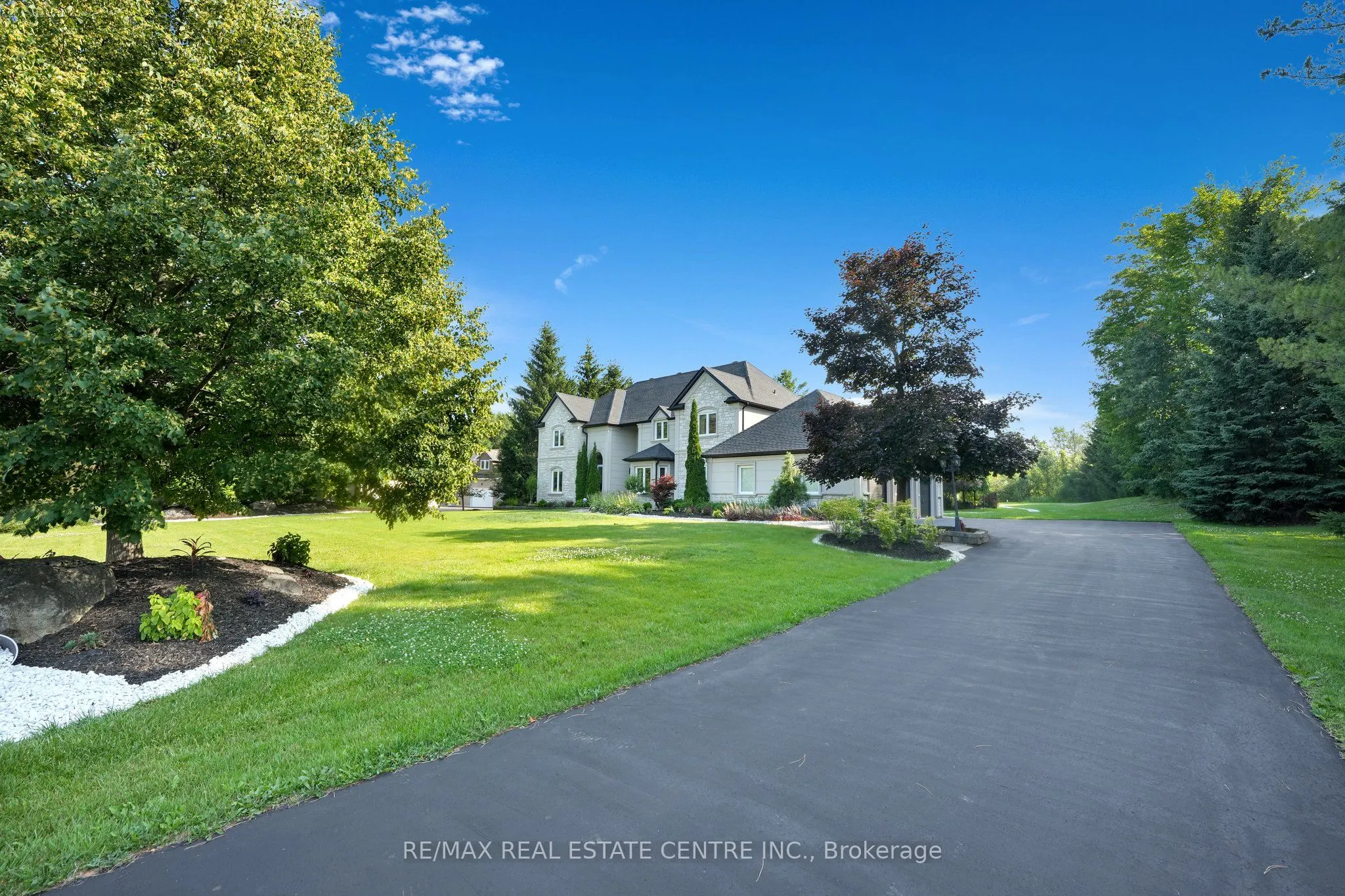 11135 Menzies Court