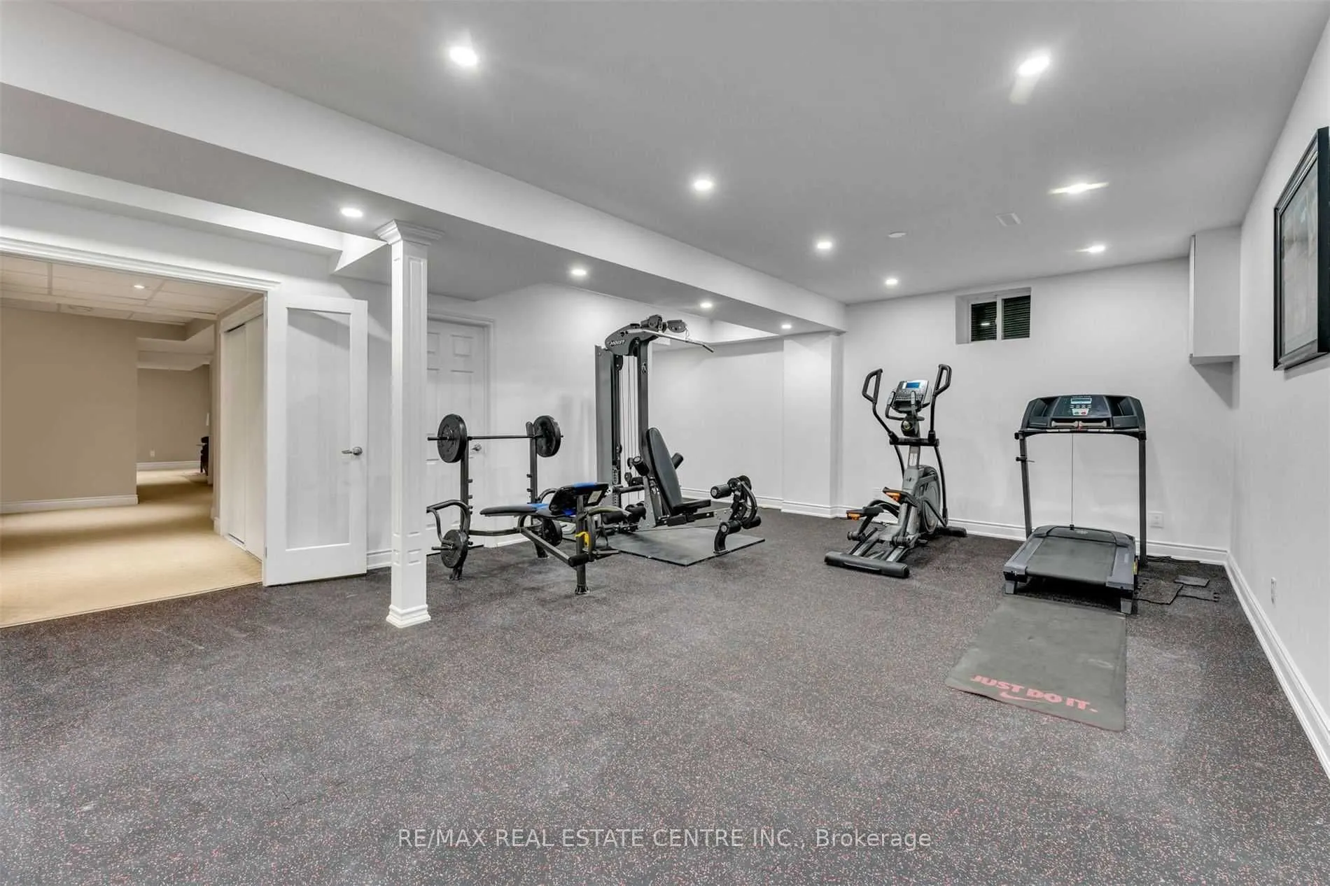 11135 Menzies Court