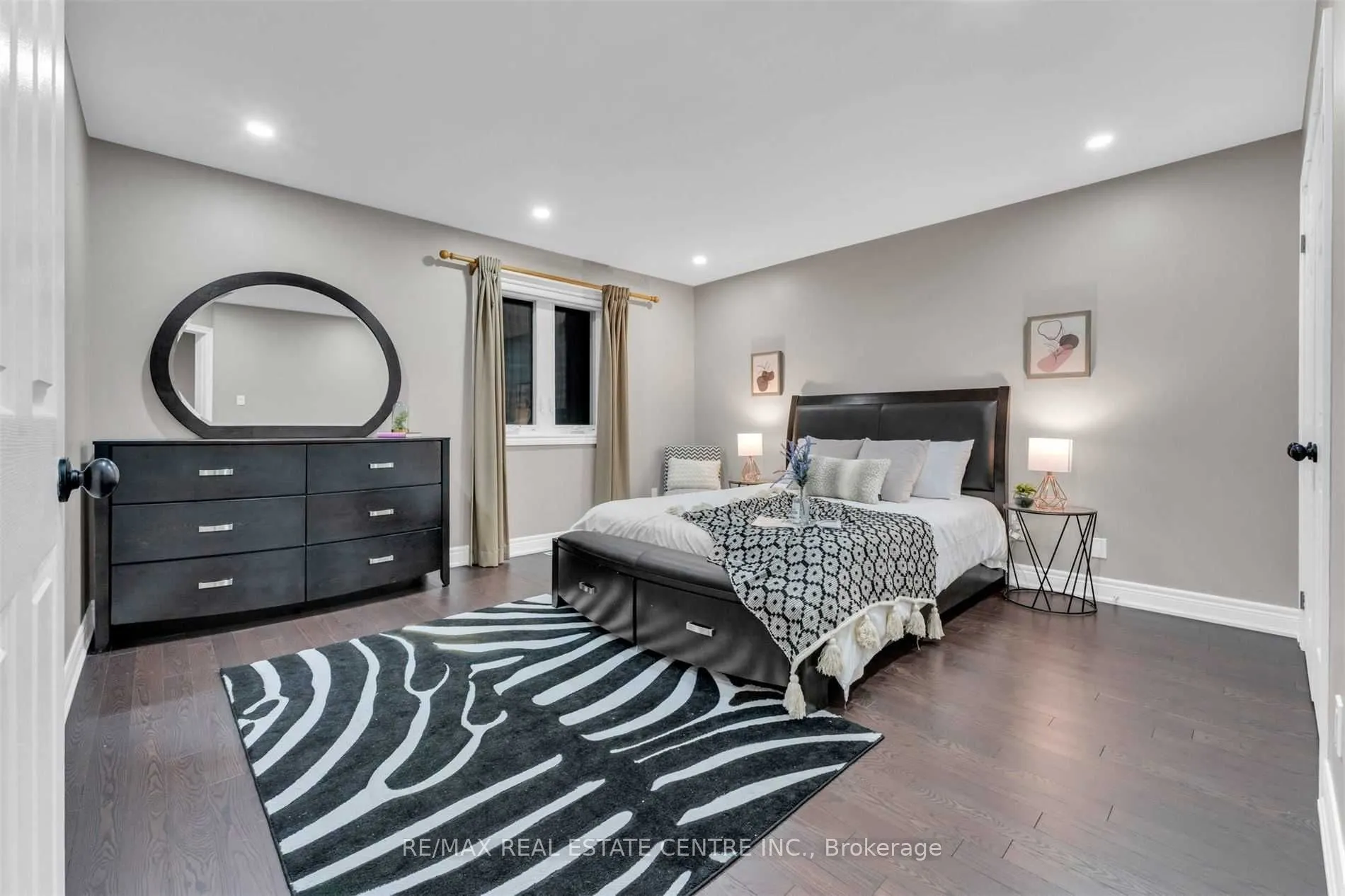 11135 Menzies Court