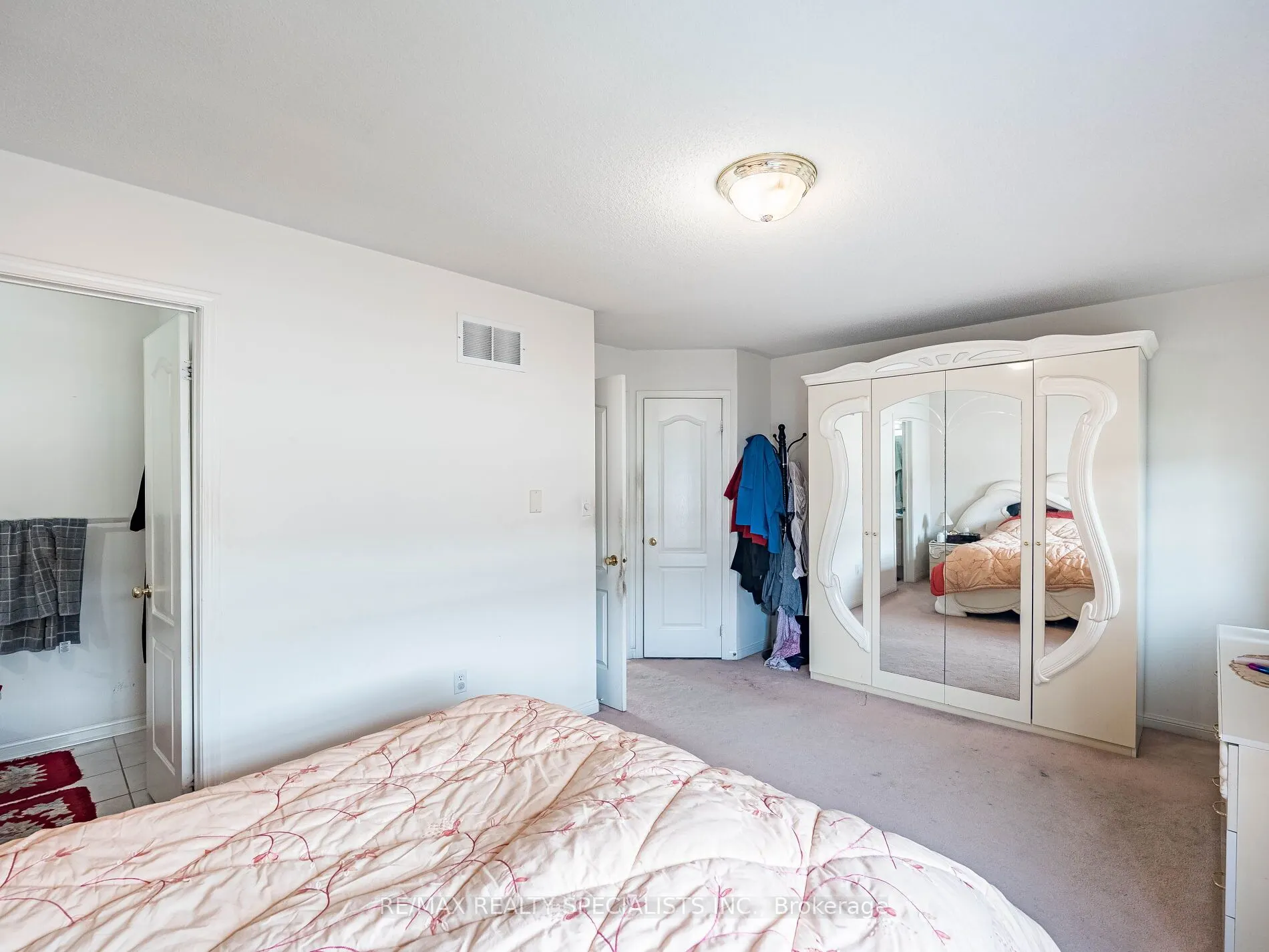 5980 Whitehorn Avenue, #117