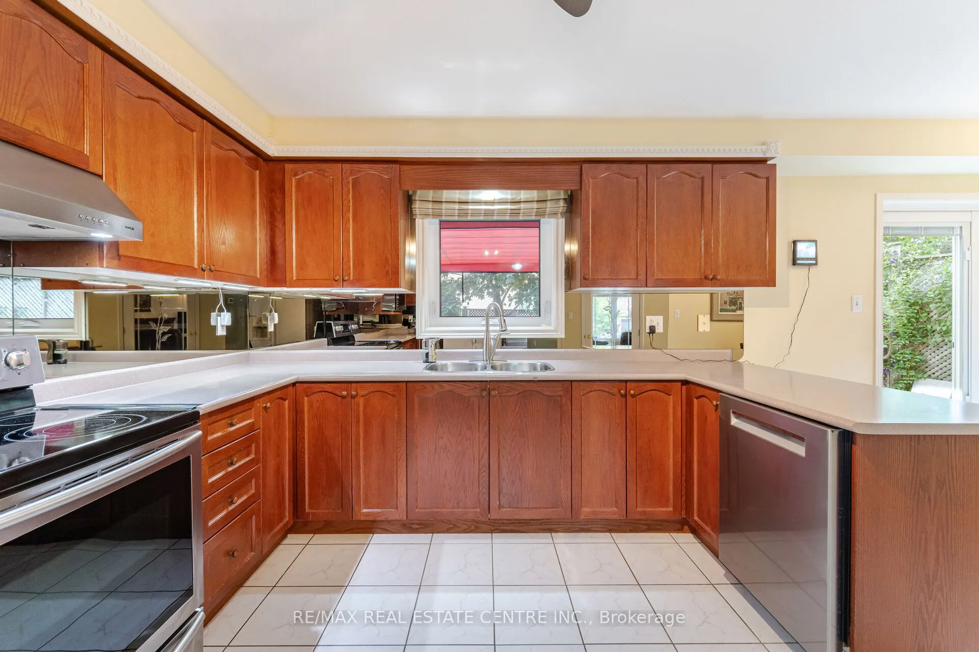 30 Creekwood Drive
