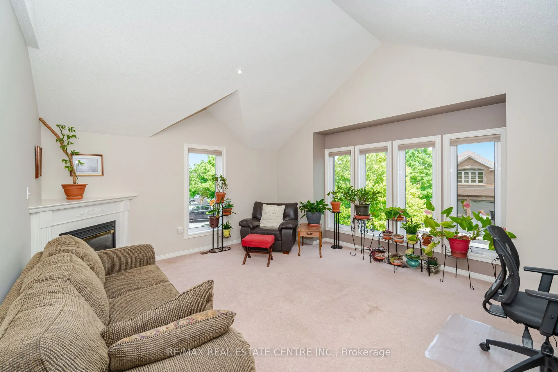 30 Creekwood Drive