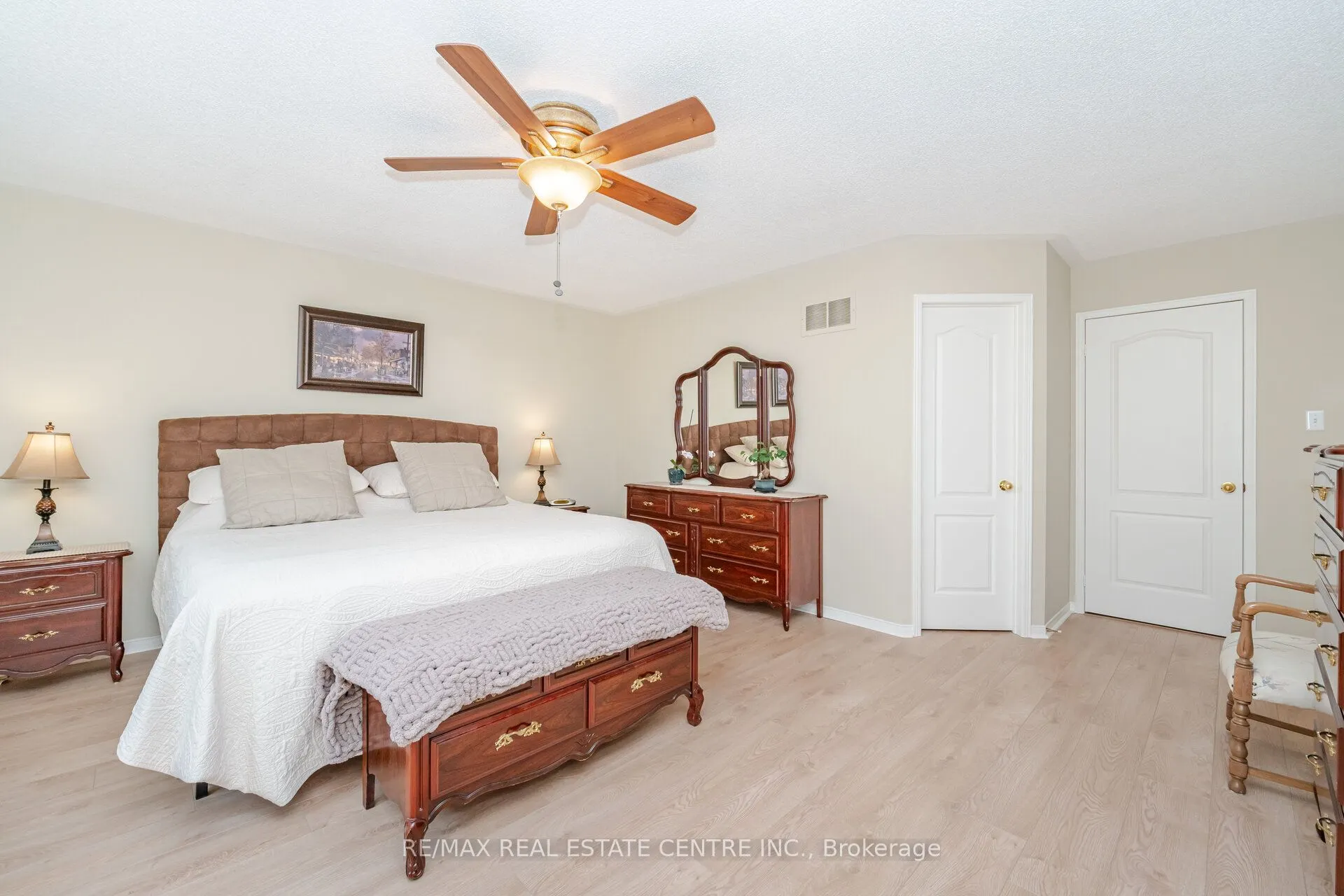 30 Creekwood Drive
