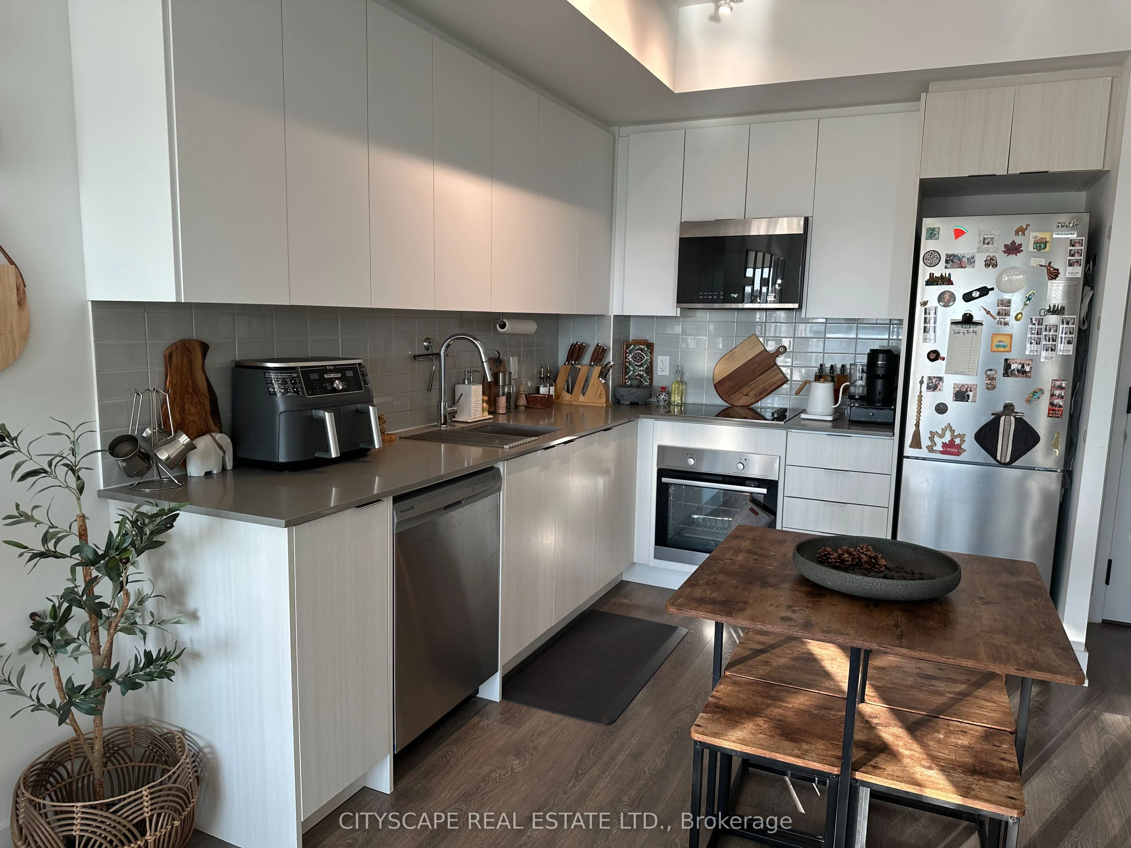 2489 Taunton Road, #1115