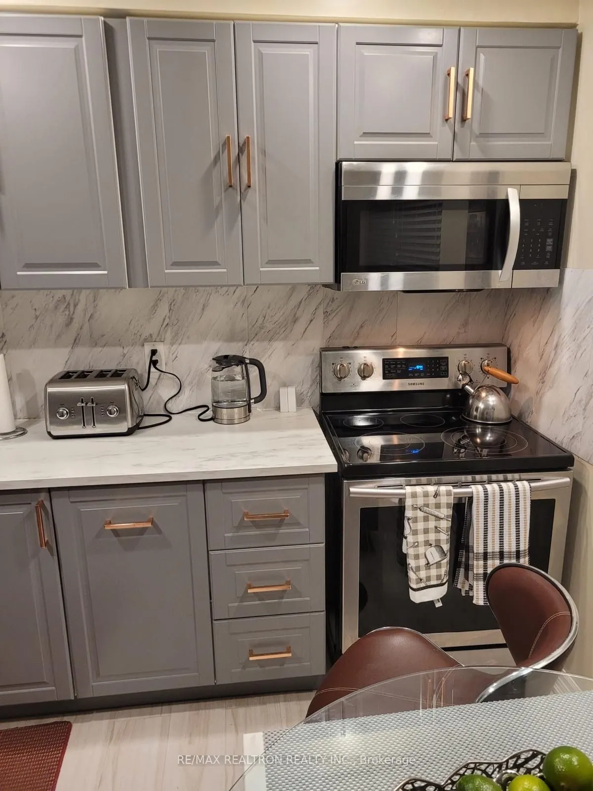 7707 Darcel Avenue, #26