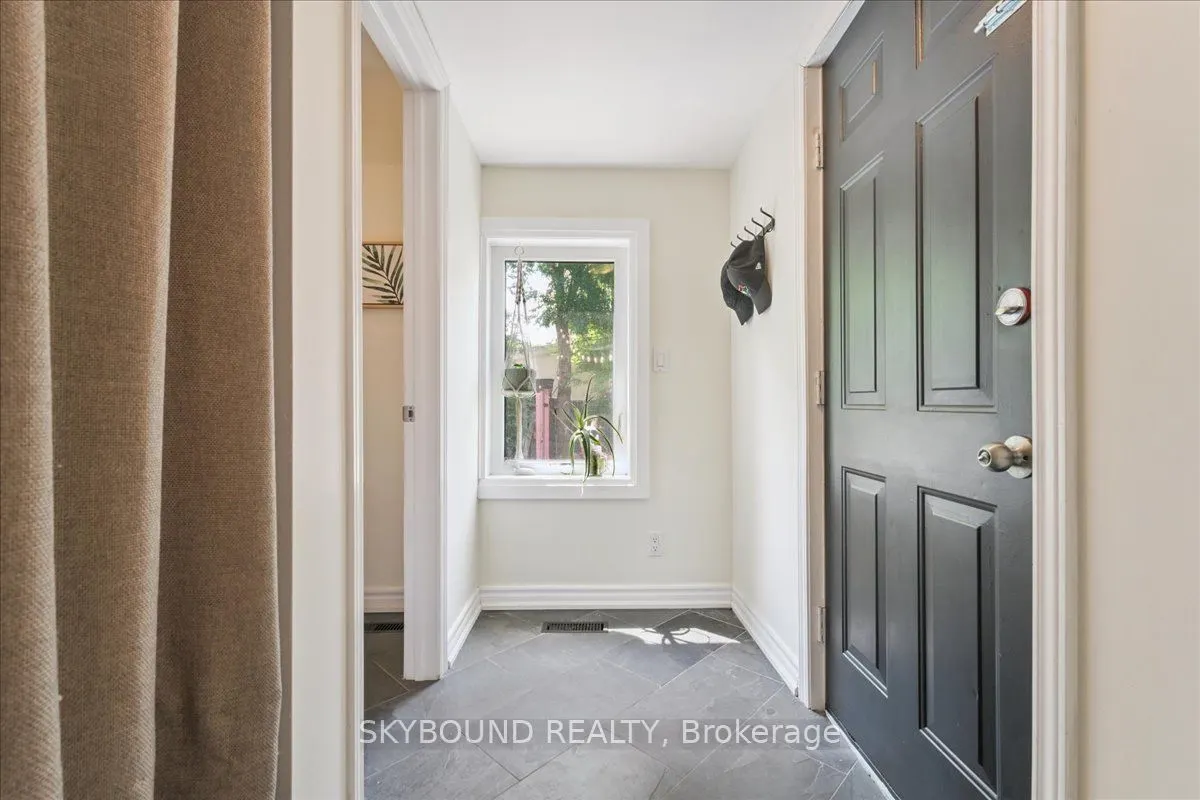 2043 Davenport Road