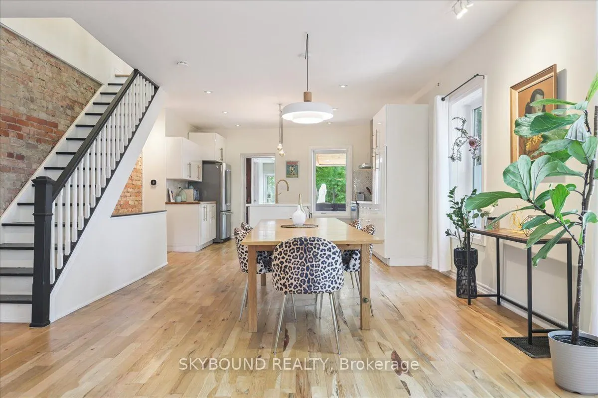 2043 Davenport Road