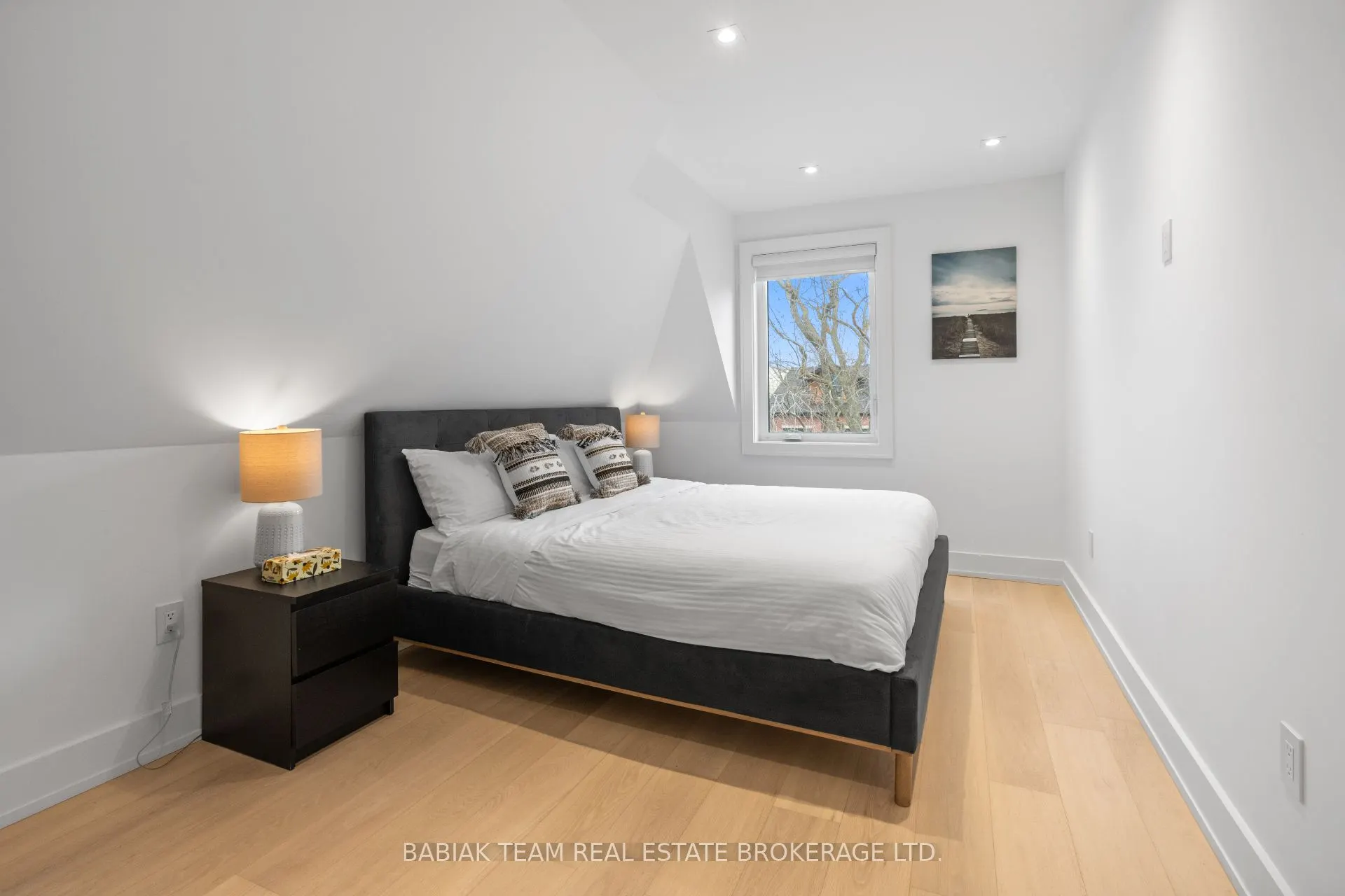 37 Boustead Avenue