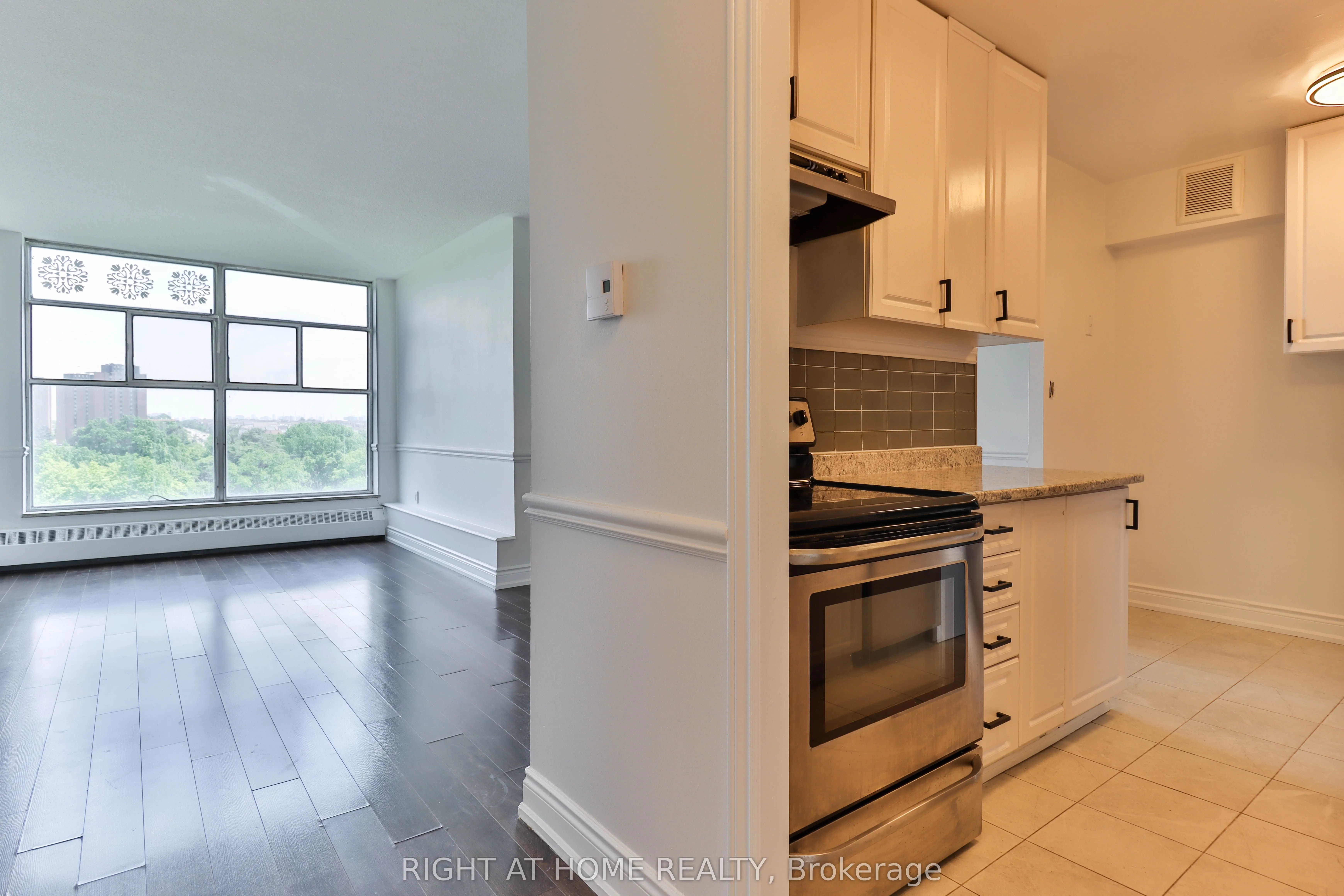 335 Driftwood Avenue, #909