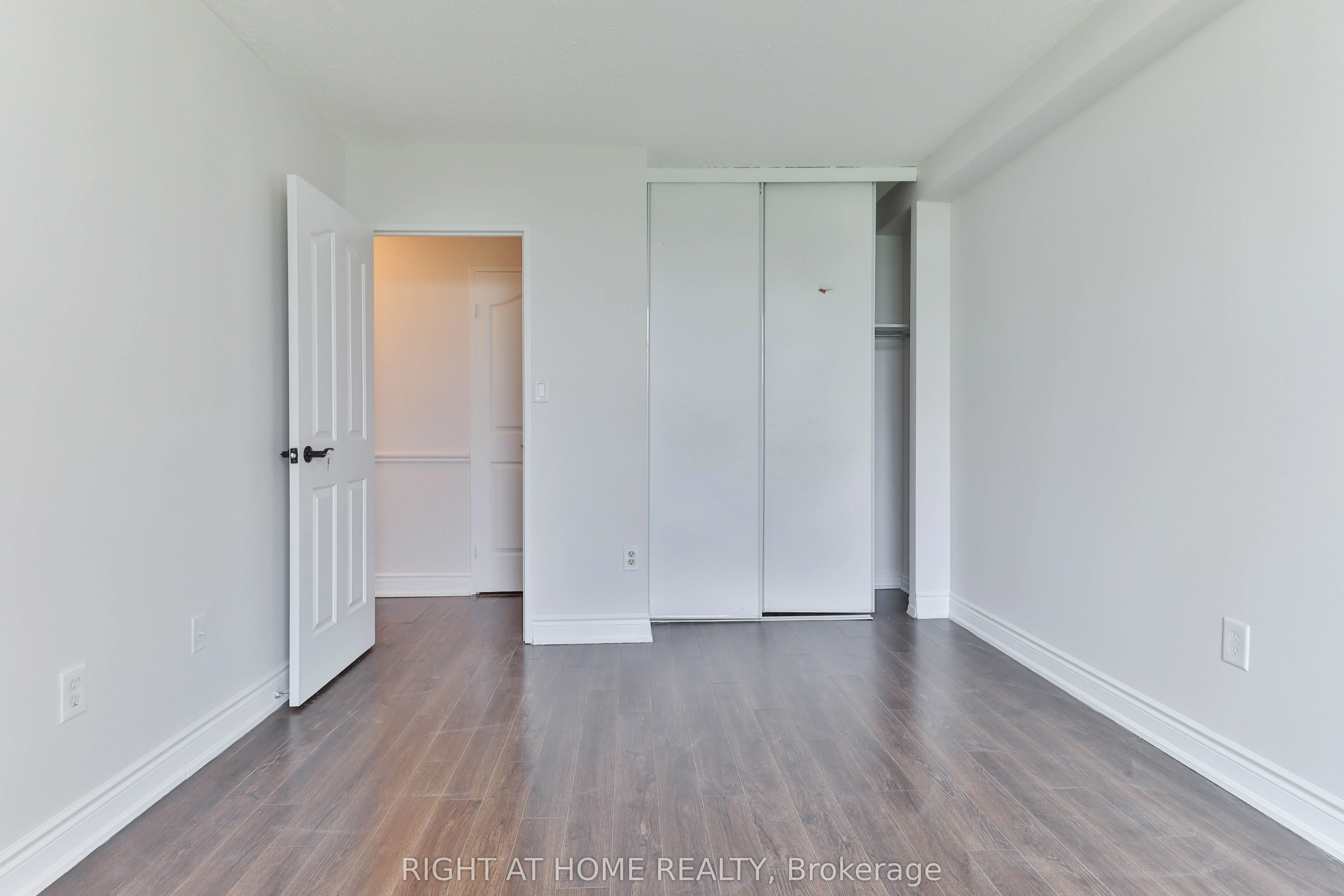 335 Driftwood Avenue, #909