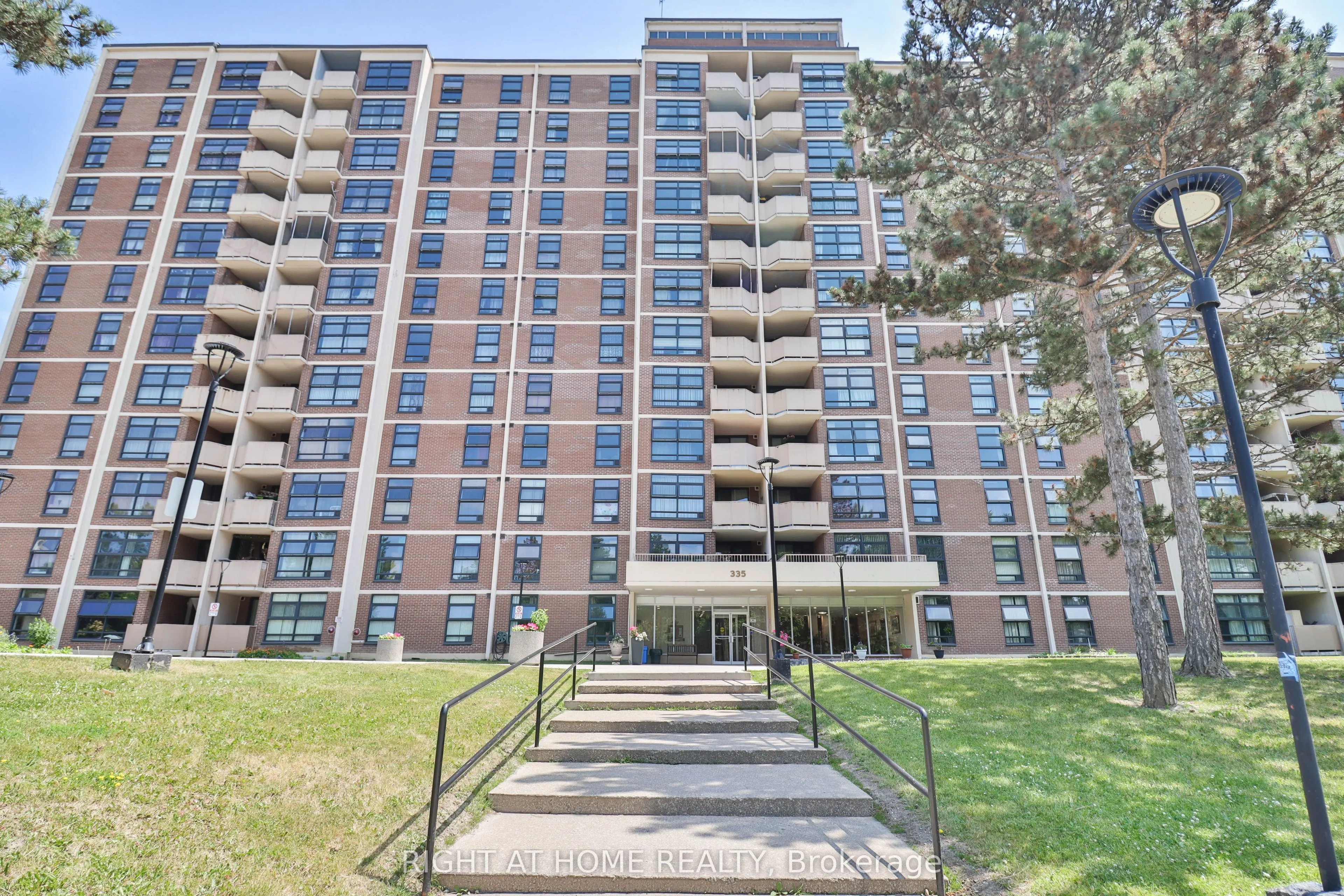 335 Driftwood Avenue, #909