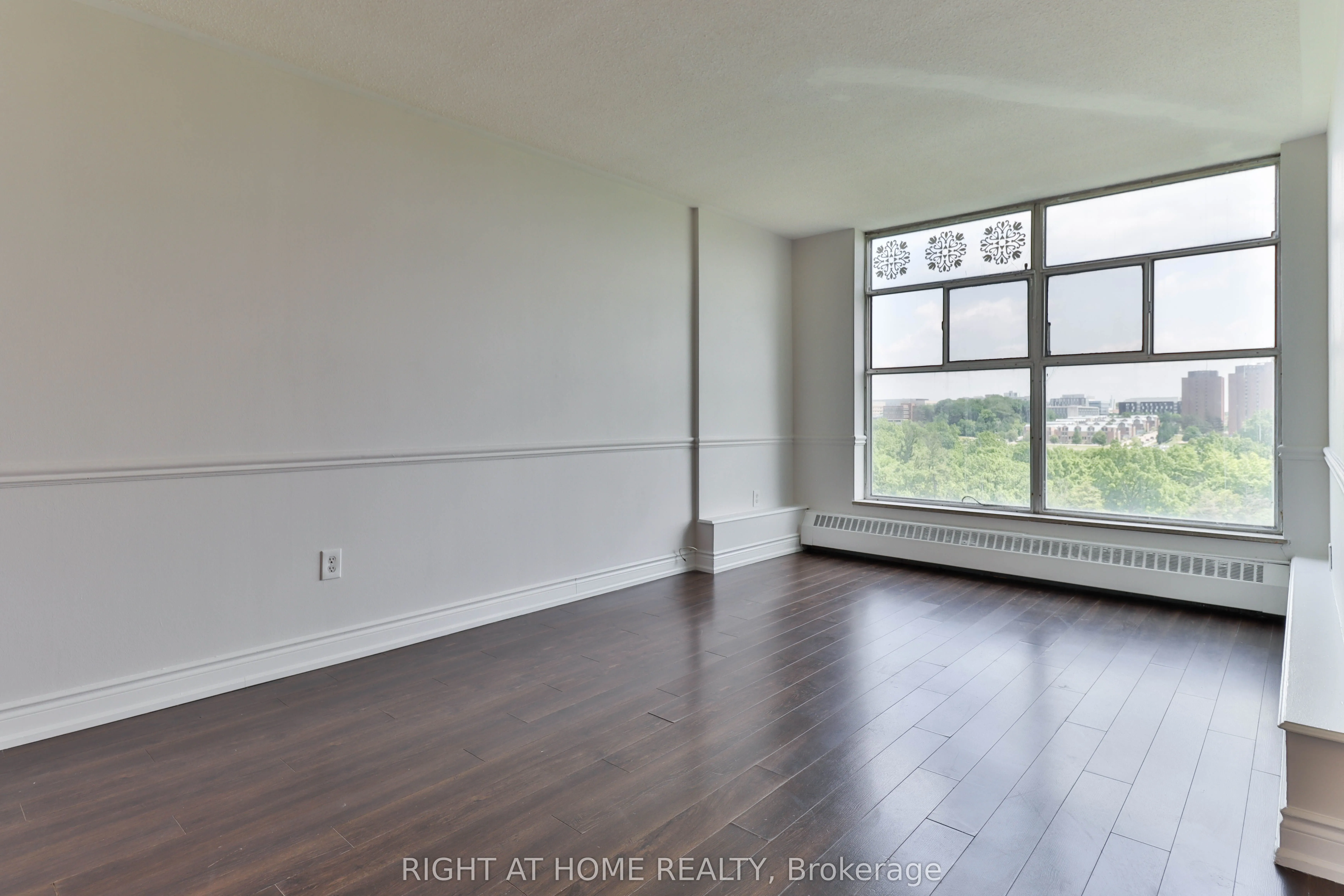 335 Driftwood Avenue, #909