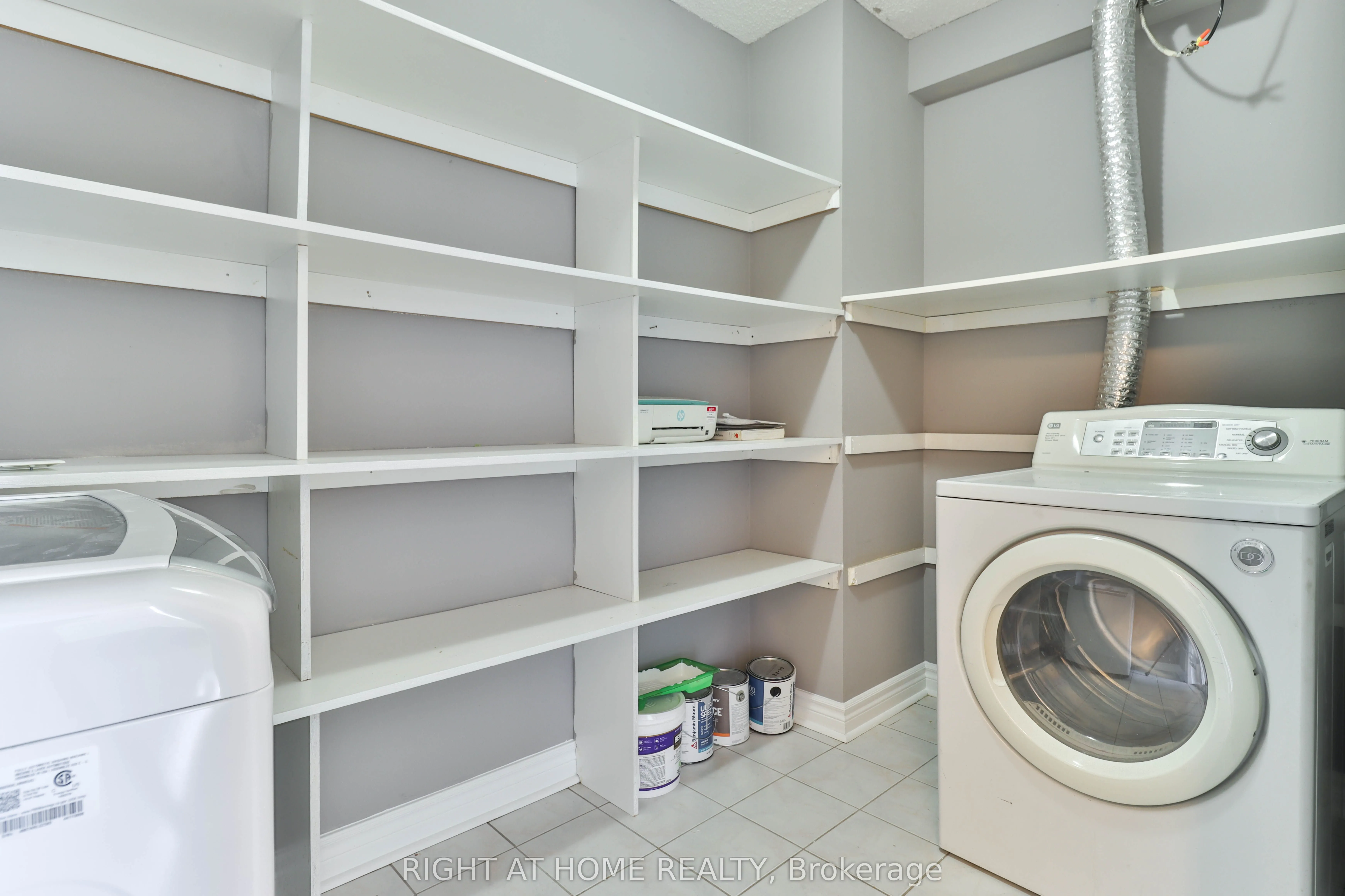 335 Driftwood Avenue, #909