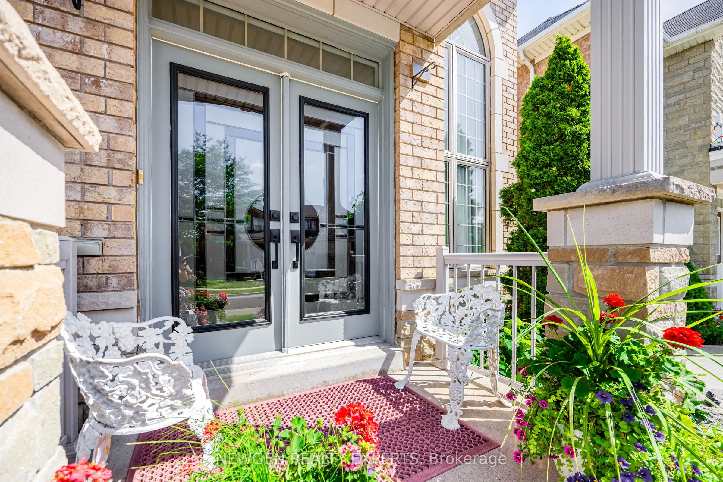 53 Maddybeth Crescent