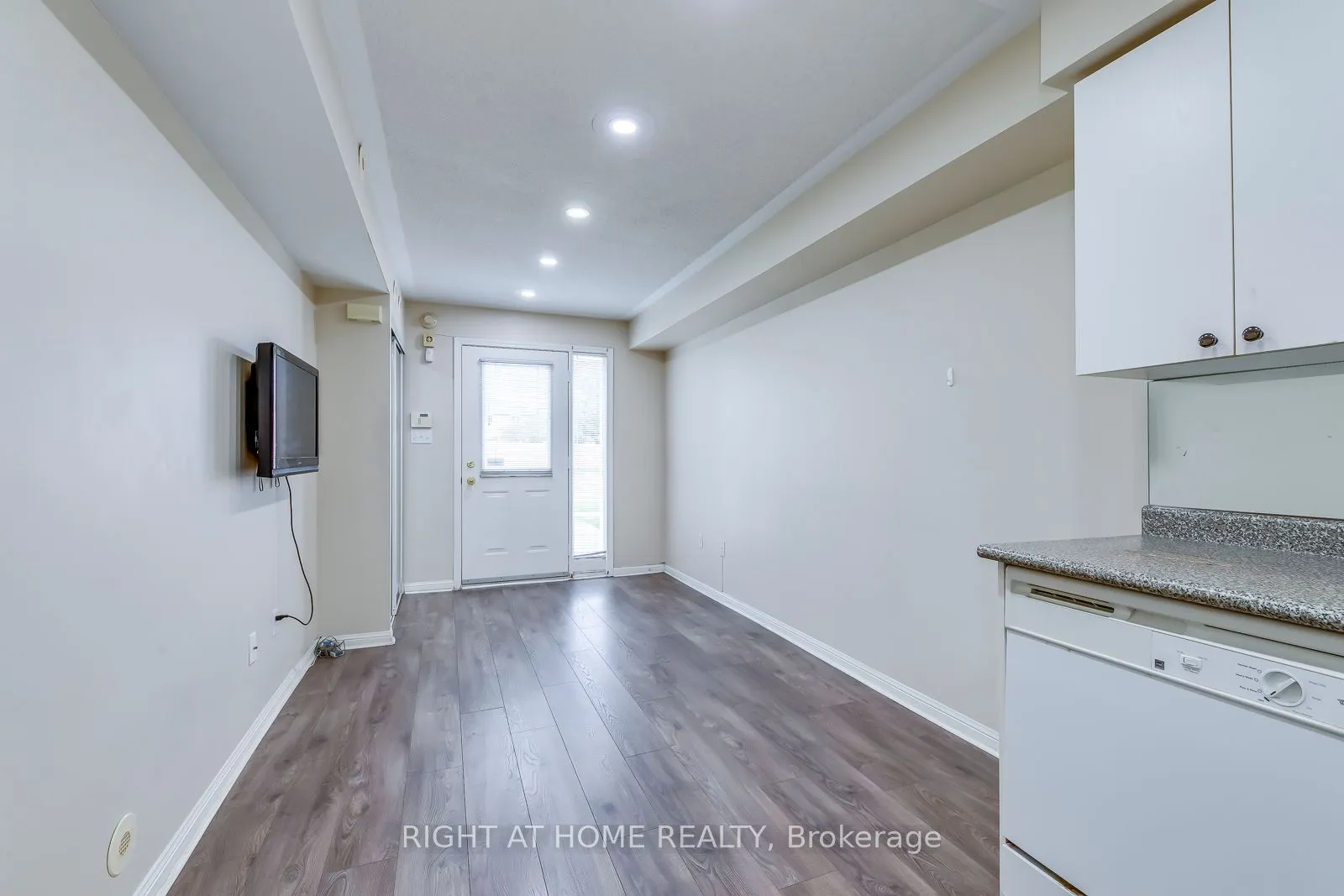 4620 Guildwood Way, #85