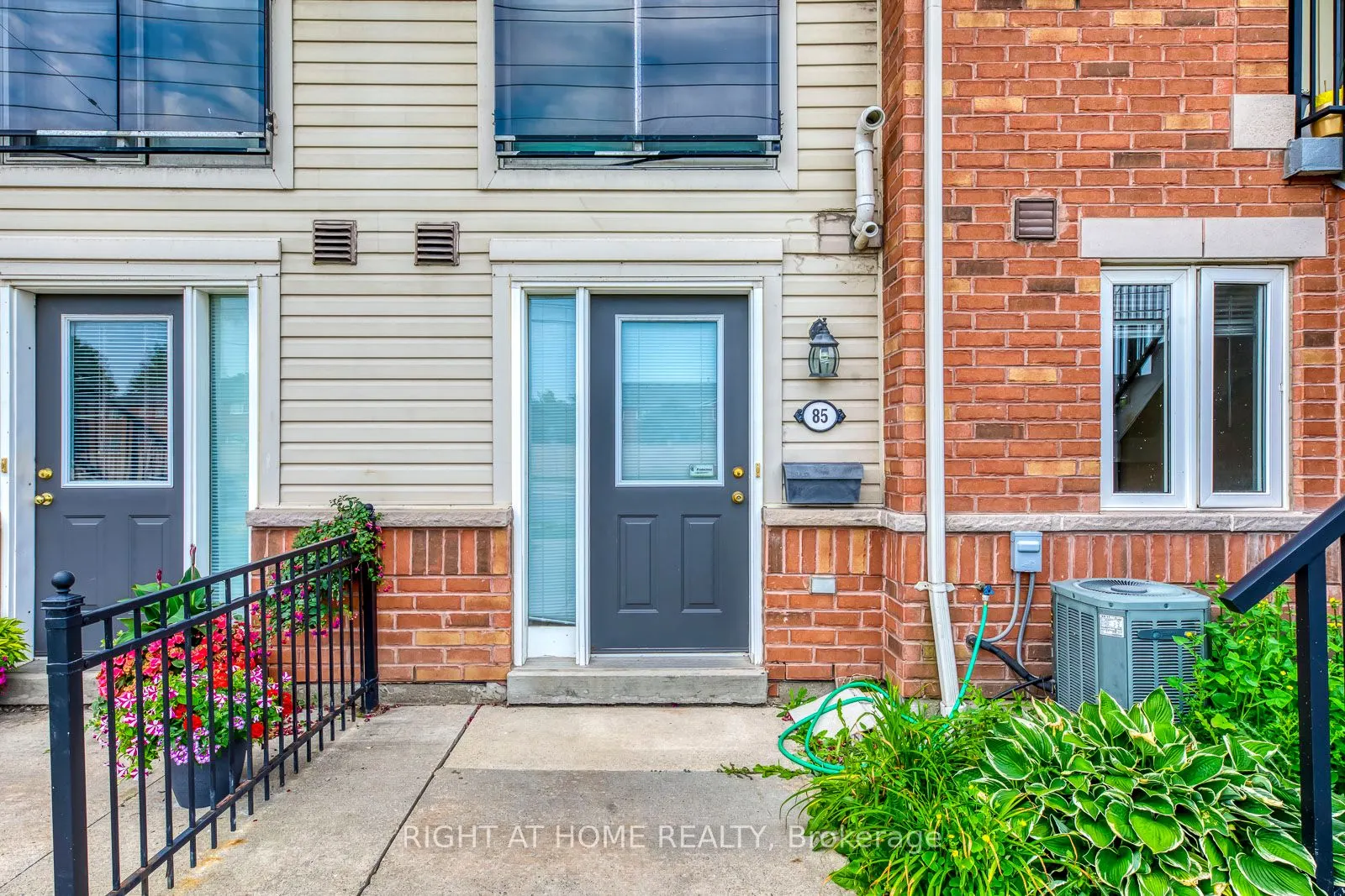 4620 Guildwood Way, #85