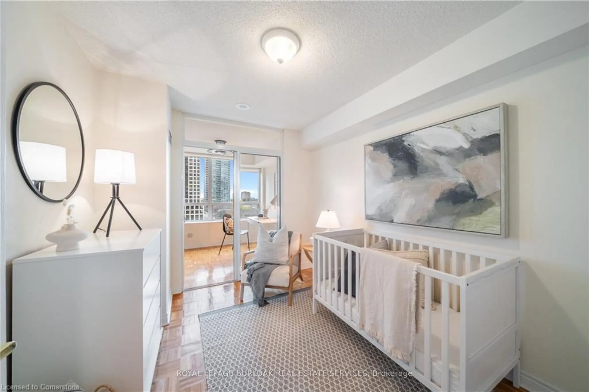 156 Enfield Place, #808