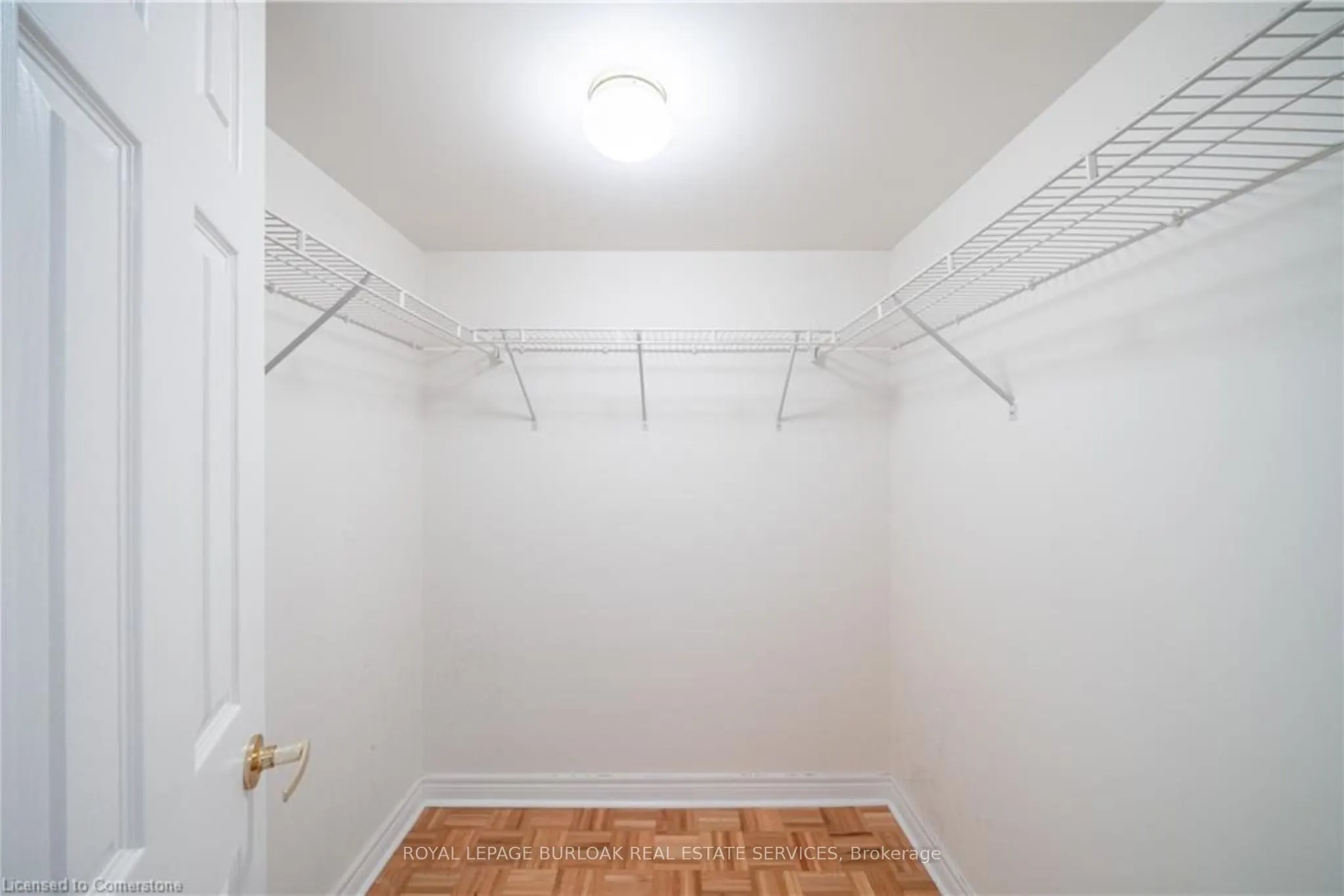 156 Enfield Place, #808