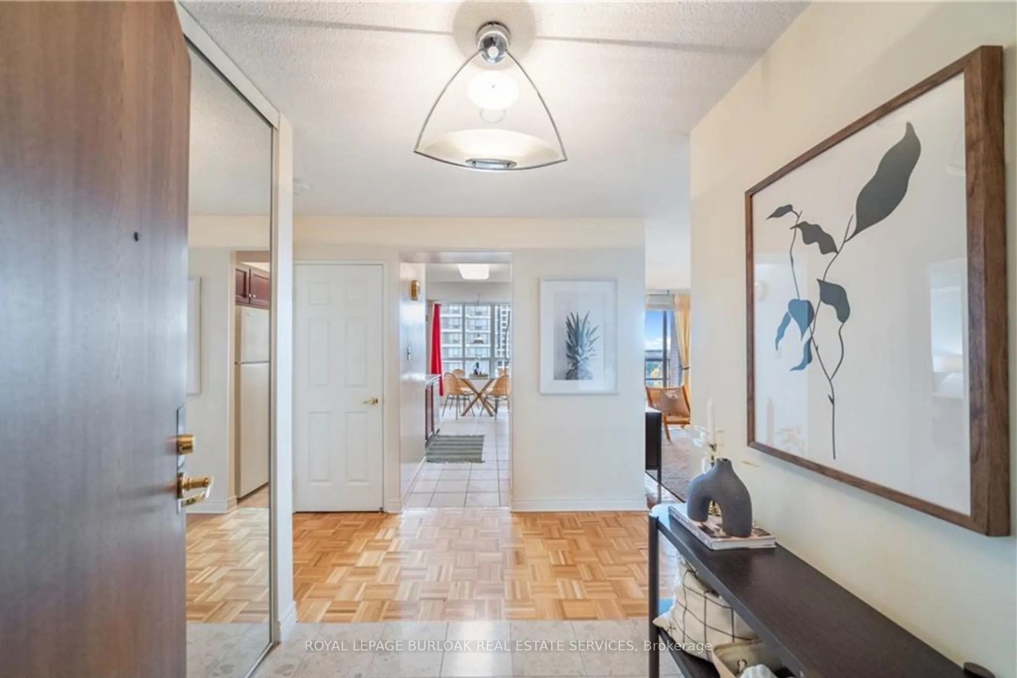 156 Enfield Place, #808