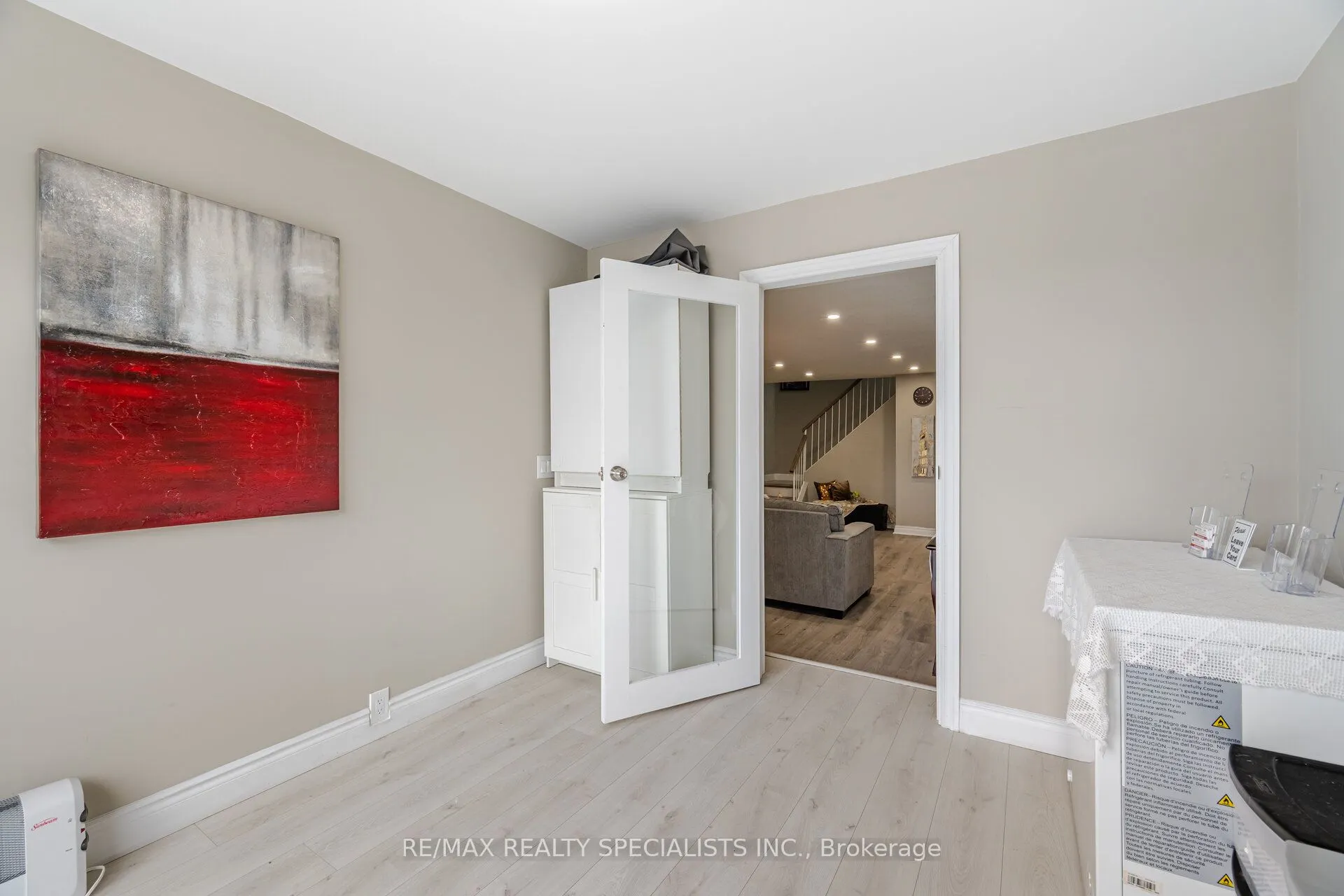 3025 The Credit Woodlands, #325