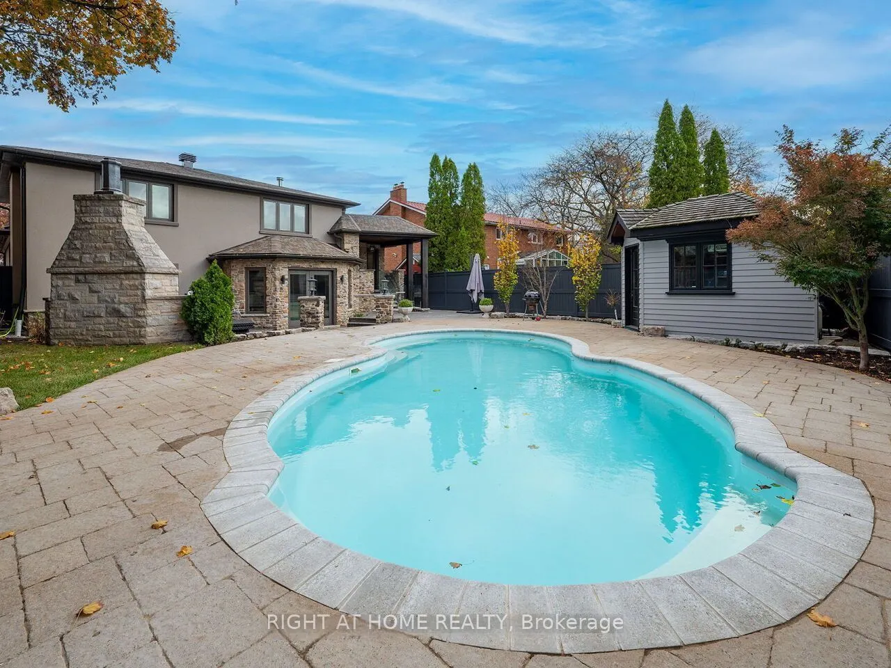 3602 Logmoss Crescent