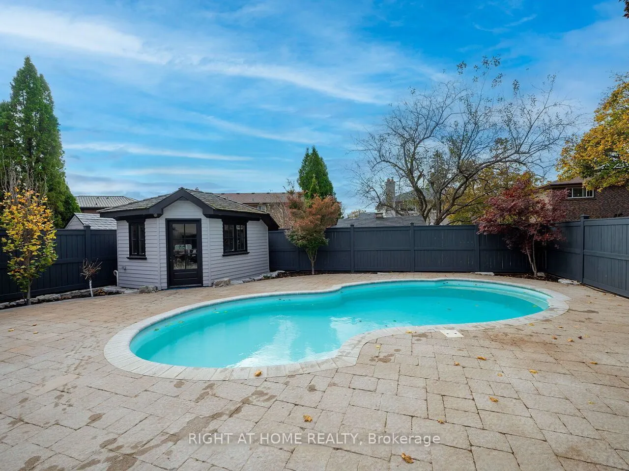 3602 Logmoss Crescent