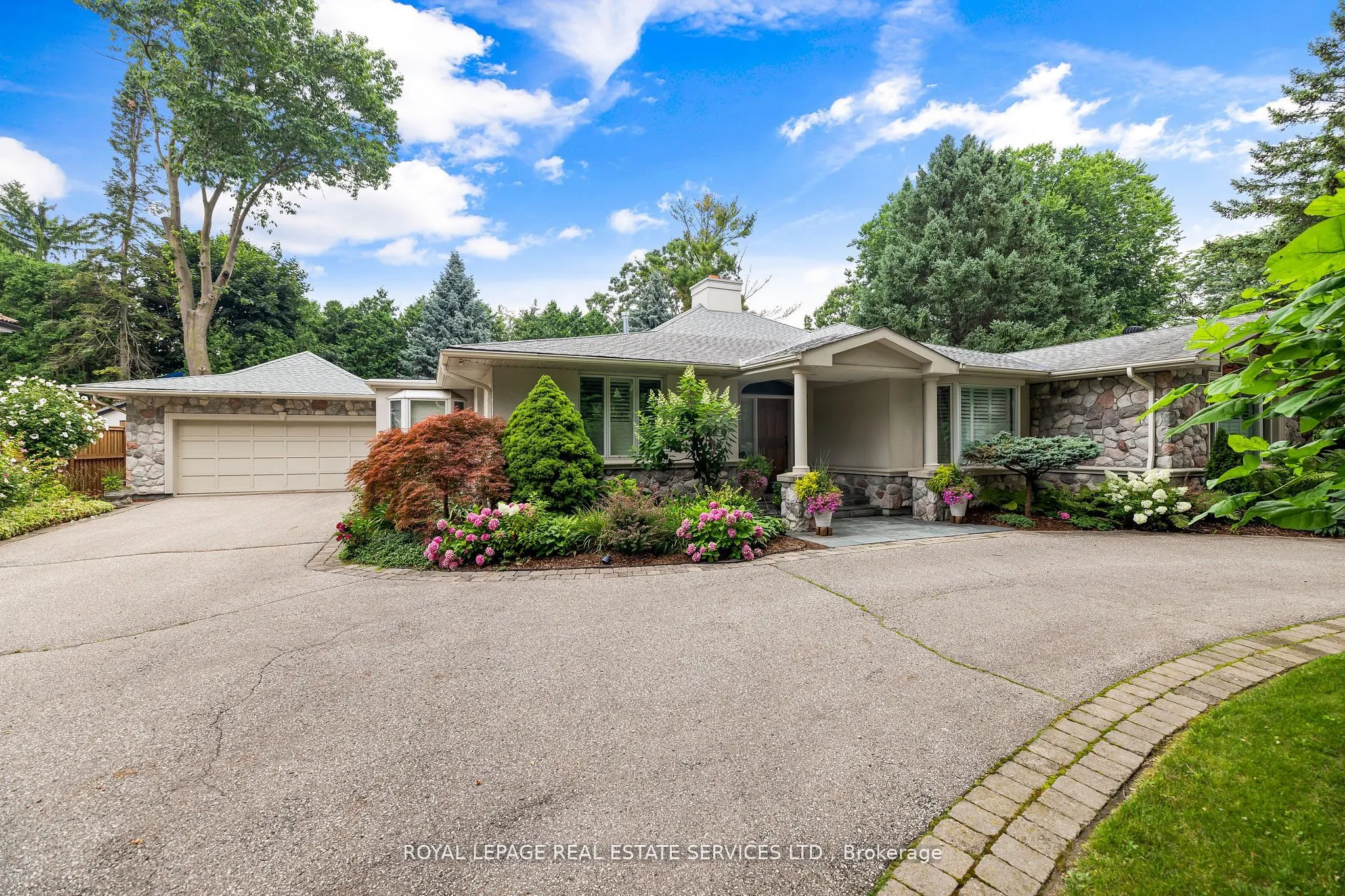 70 Leggett Avenue