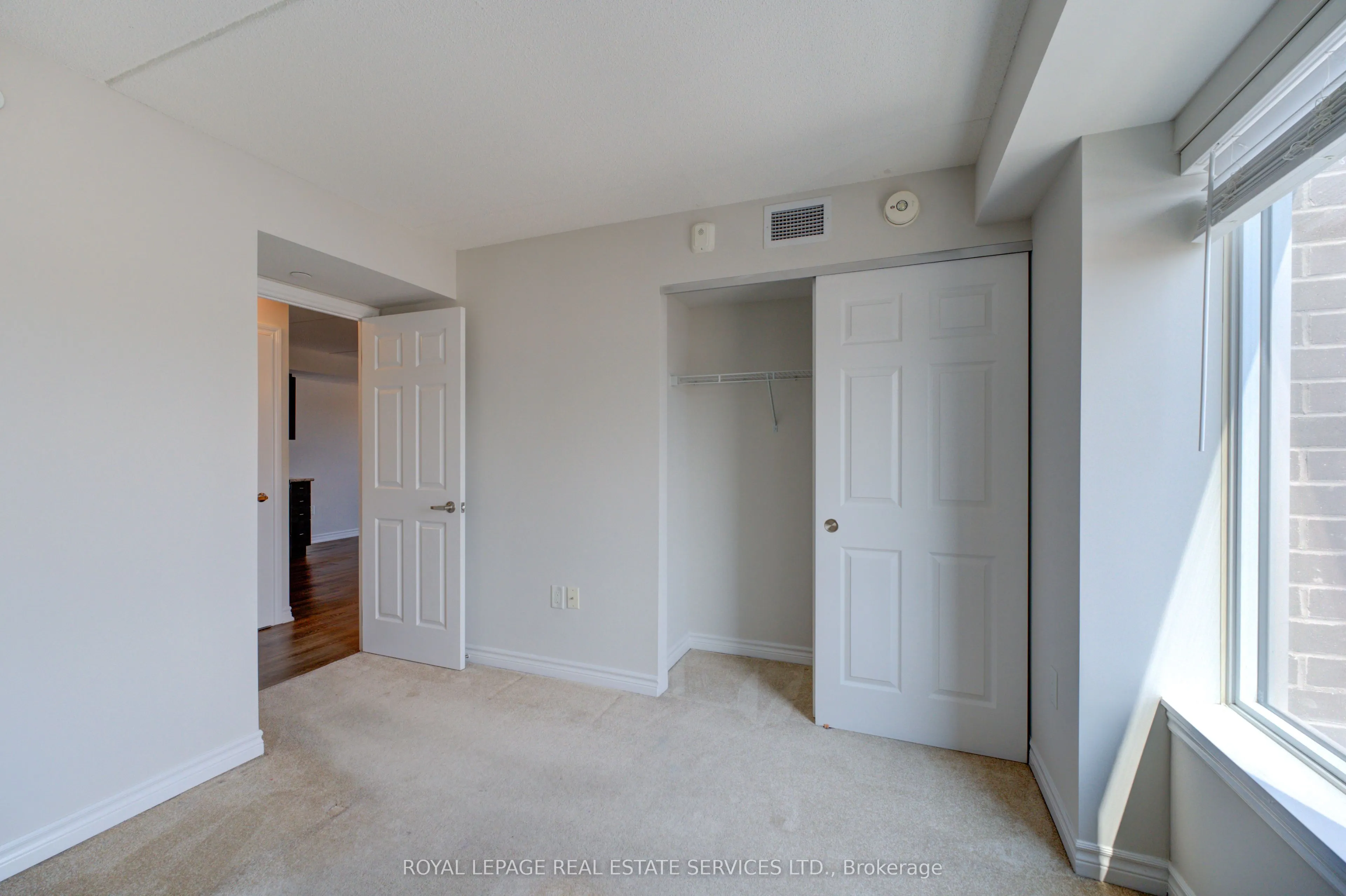 716 Main Street E, #301